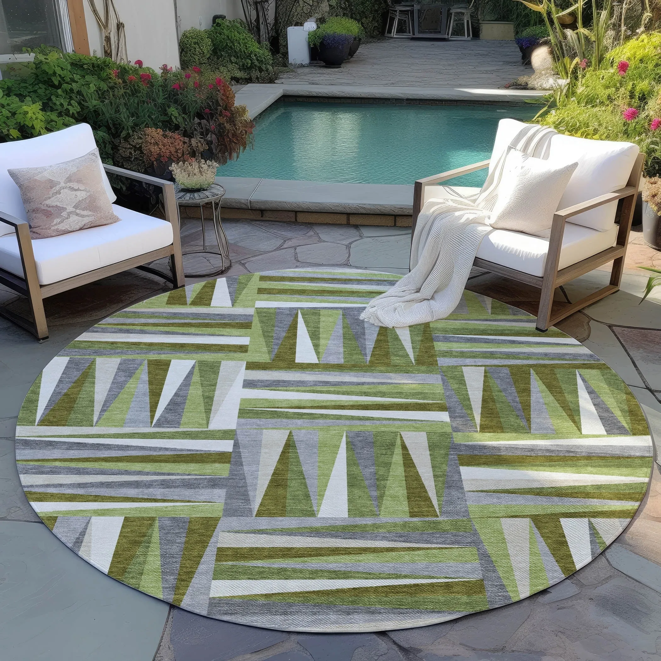 Machine Washable Indoor/ Outdoor Contemporary Mosaic Chantille Rug
