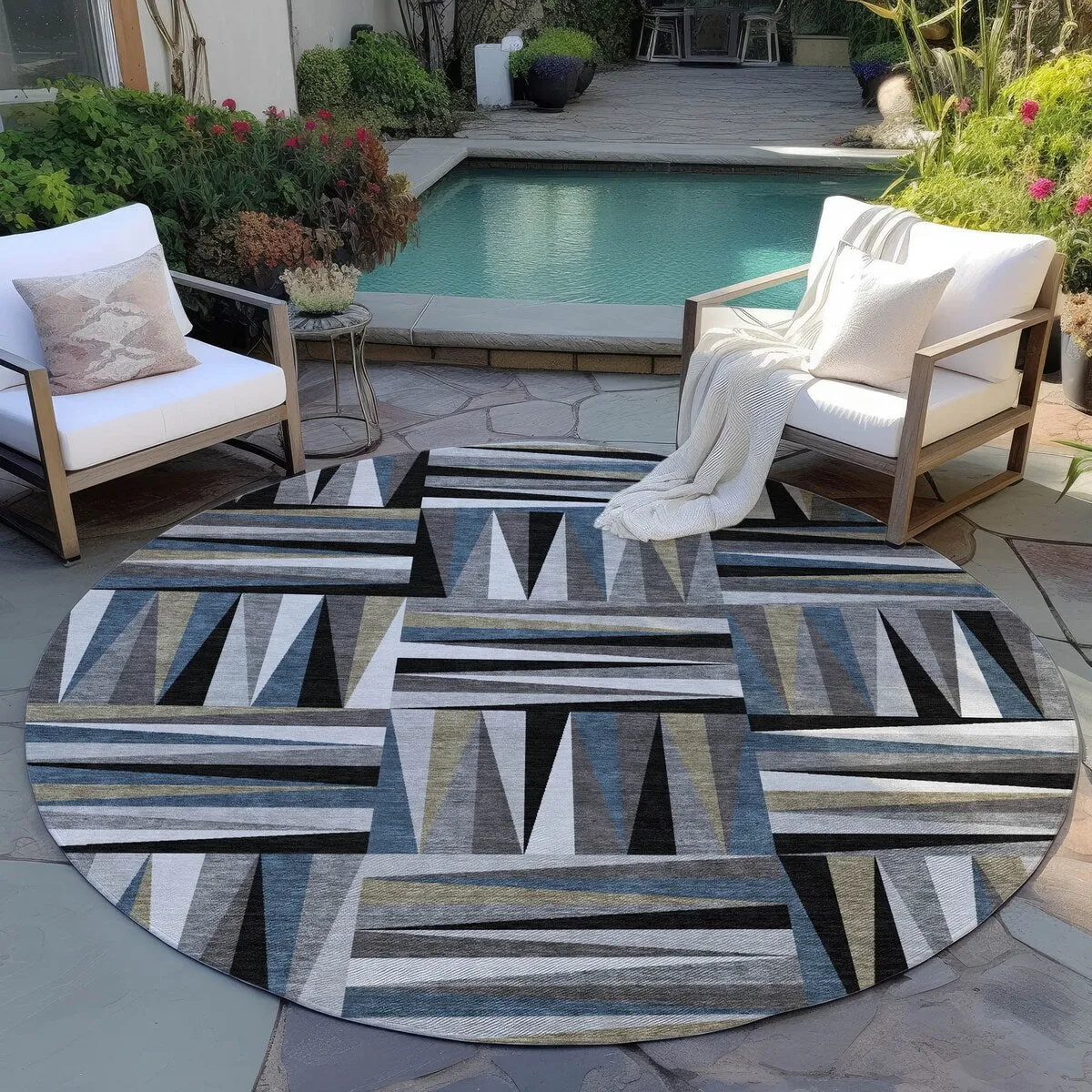 Machine Washable Indoor/ Outdoor Contemporary Mosaic Chantille Rug