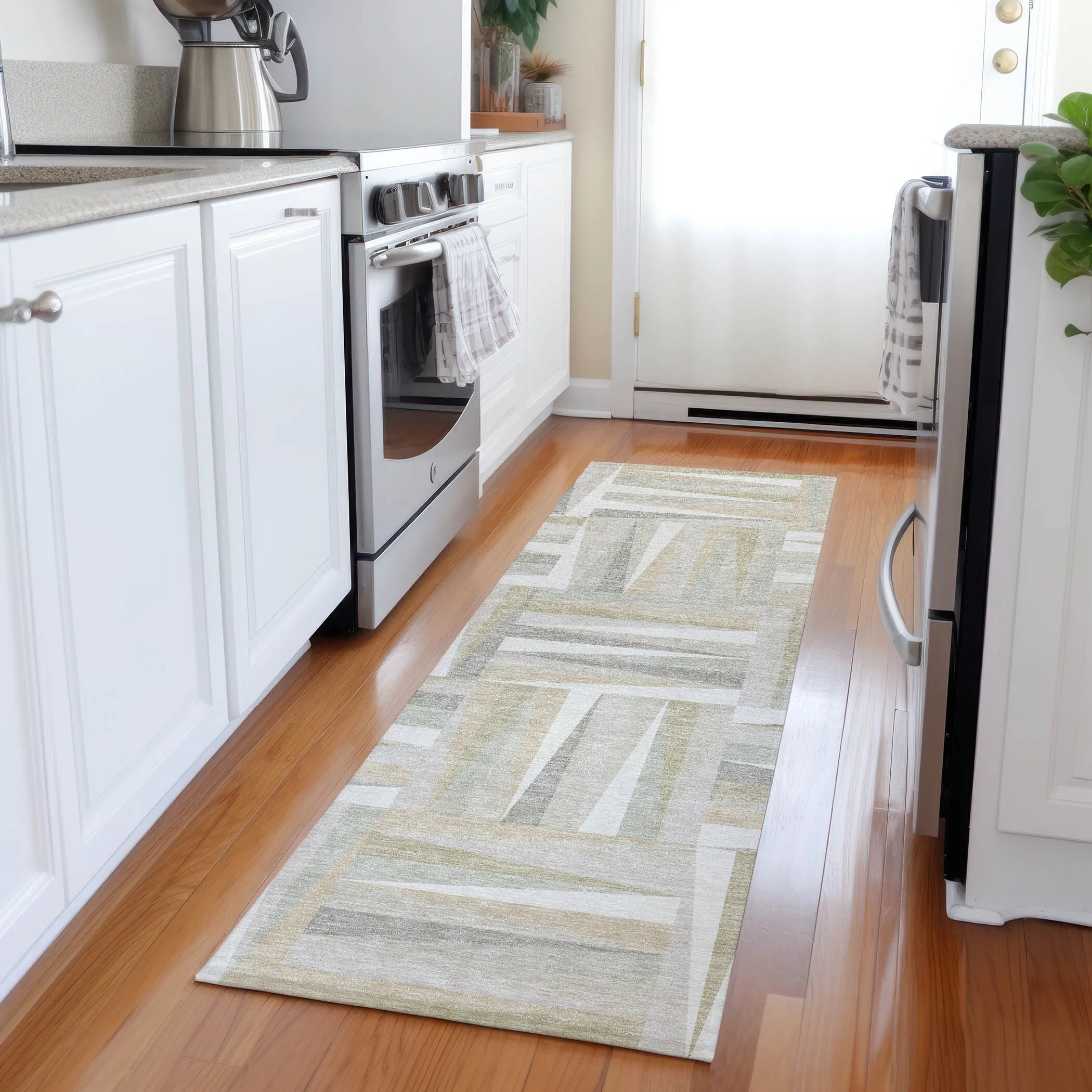 Machine Washable Indoor/ Outdoor Contemporary Mosaic Chantille Rug
