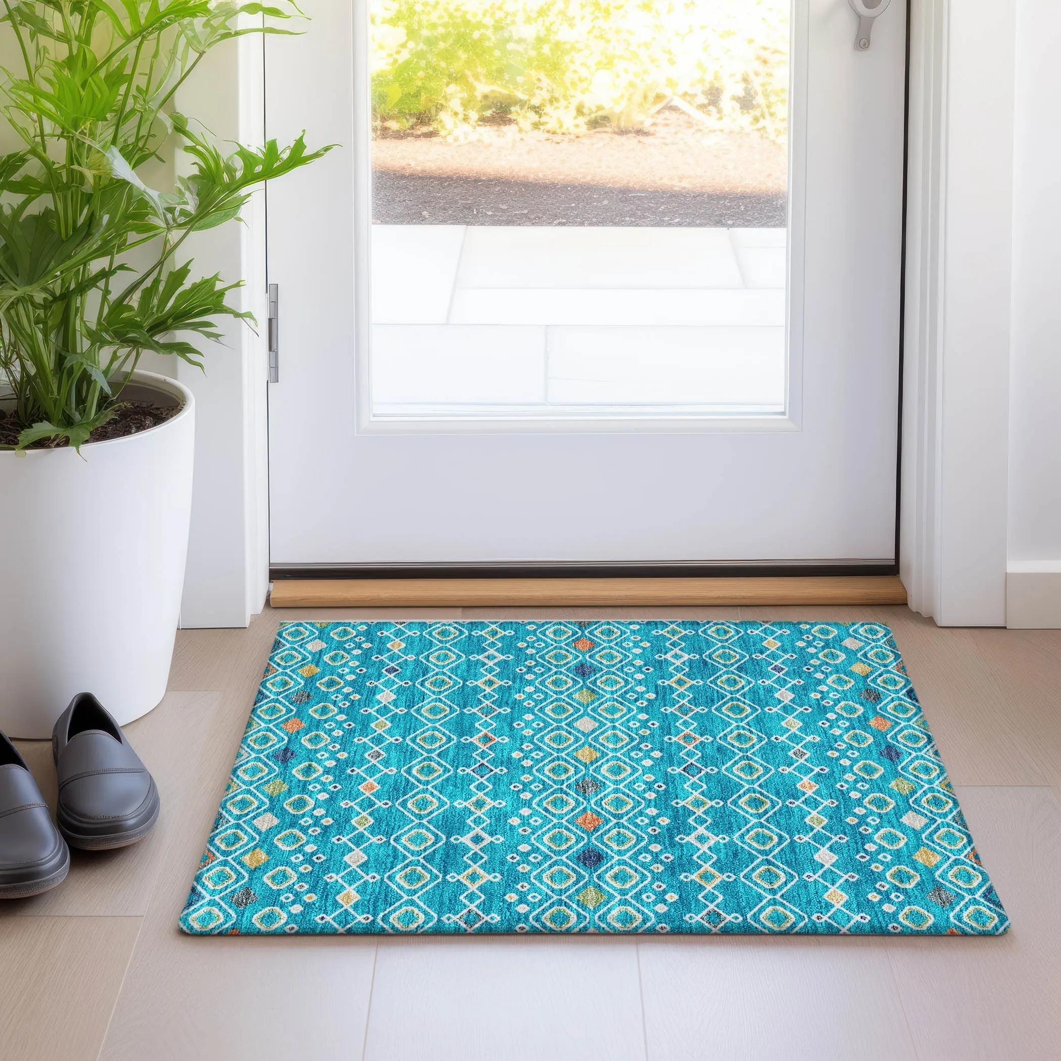 Machine Washable Indoor/ Outdoor Global Contempory Chantille Rug