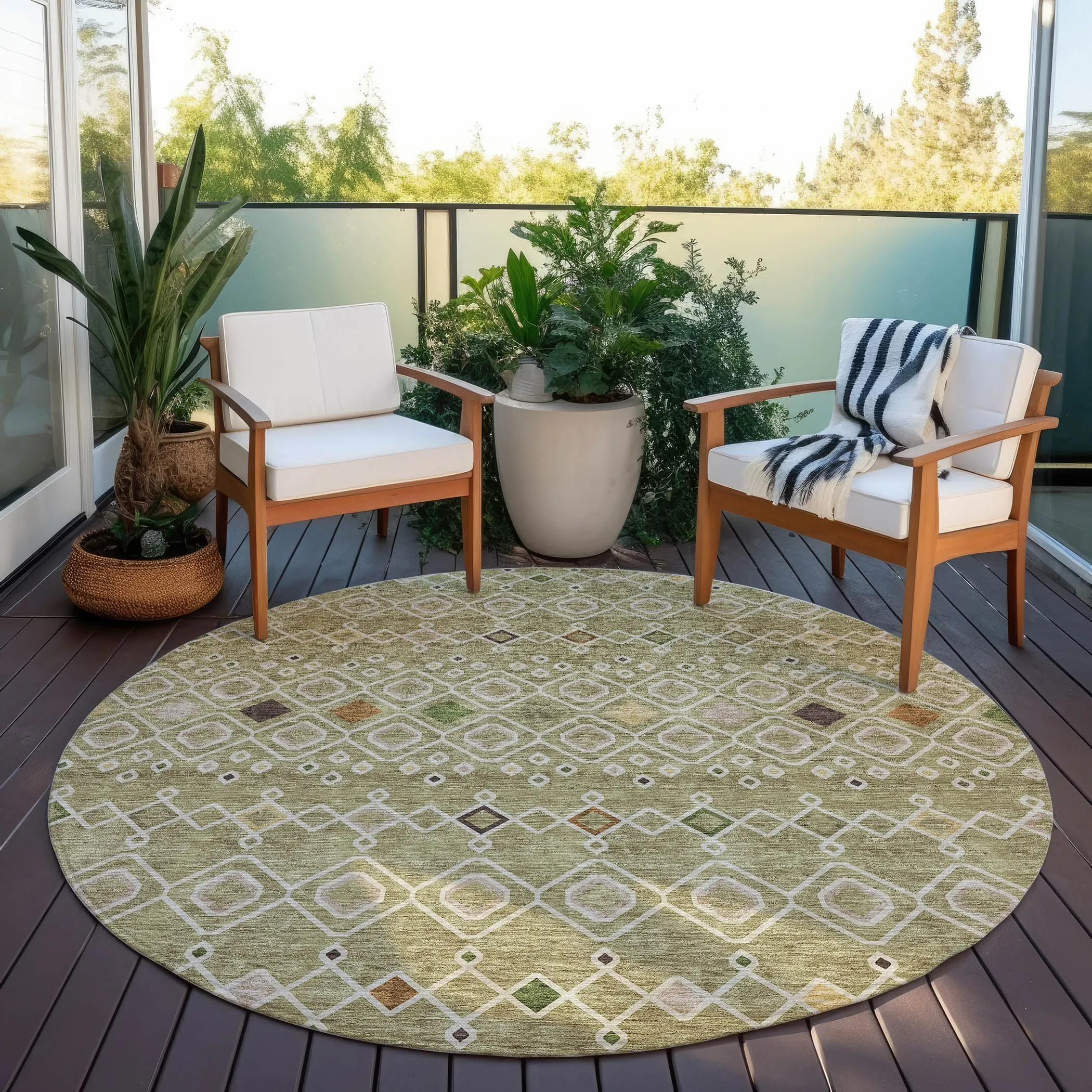 Machine Washable Indoor/ Outdoor Global Contempory Chantille Rug