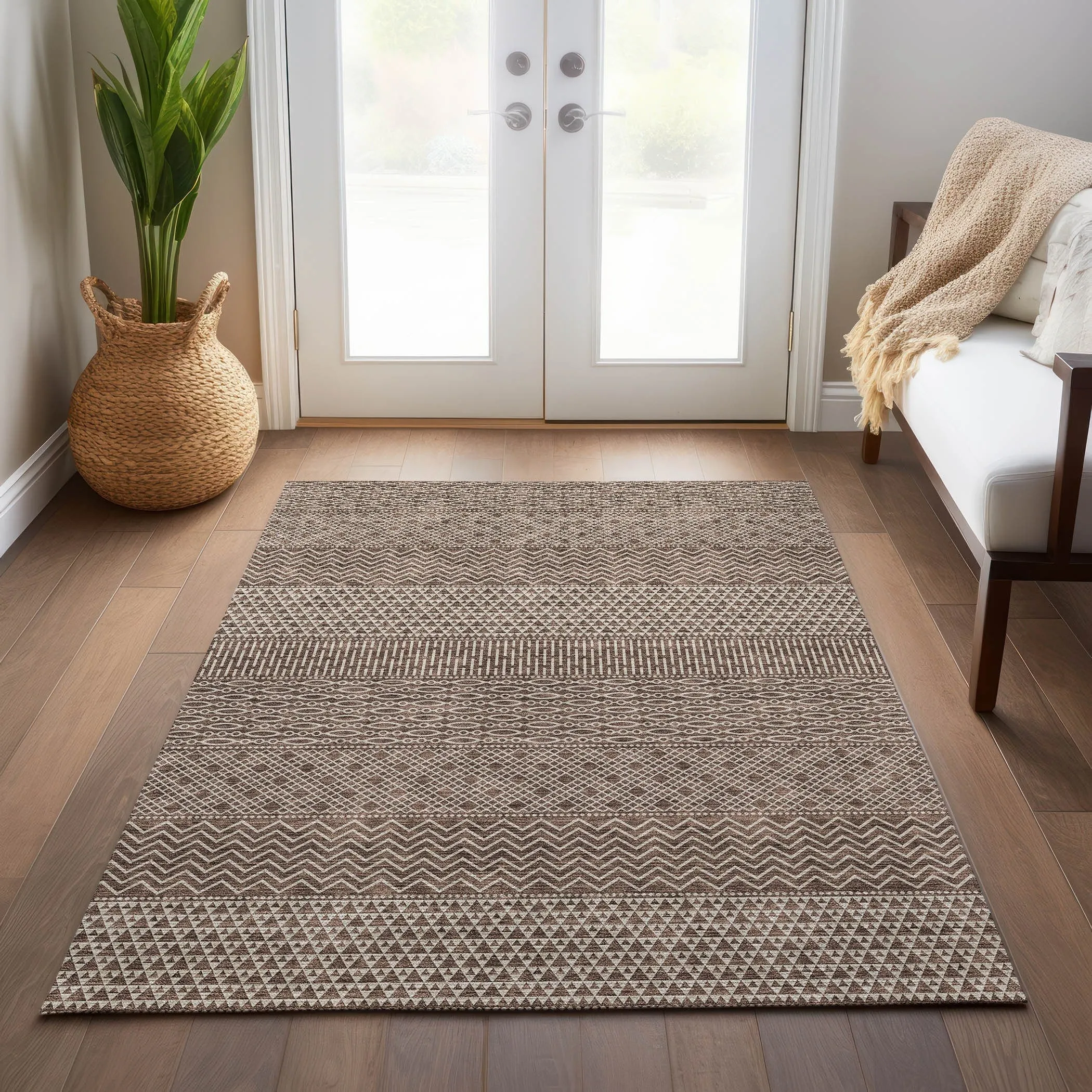 Machine Washable Indoor/ Outdoor Modern Stripes Chantille Rug