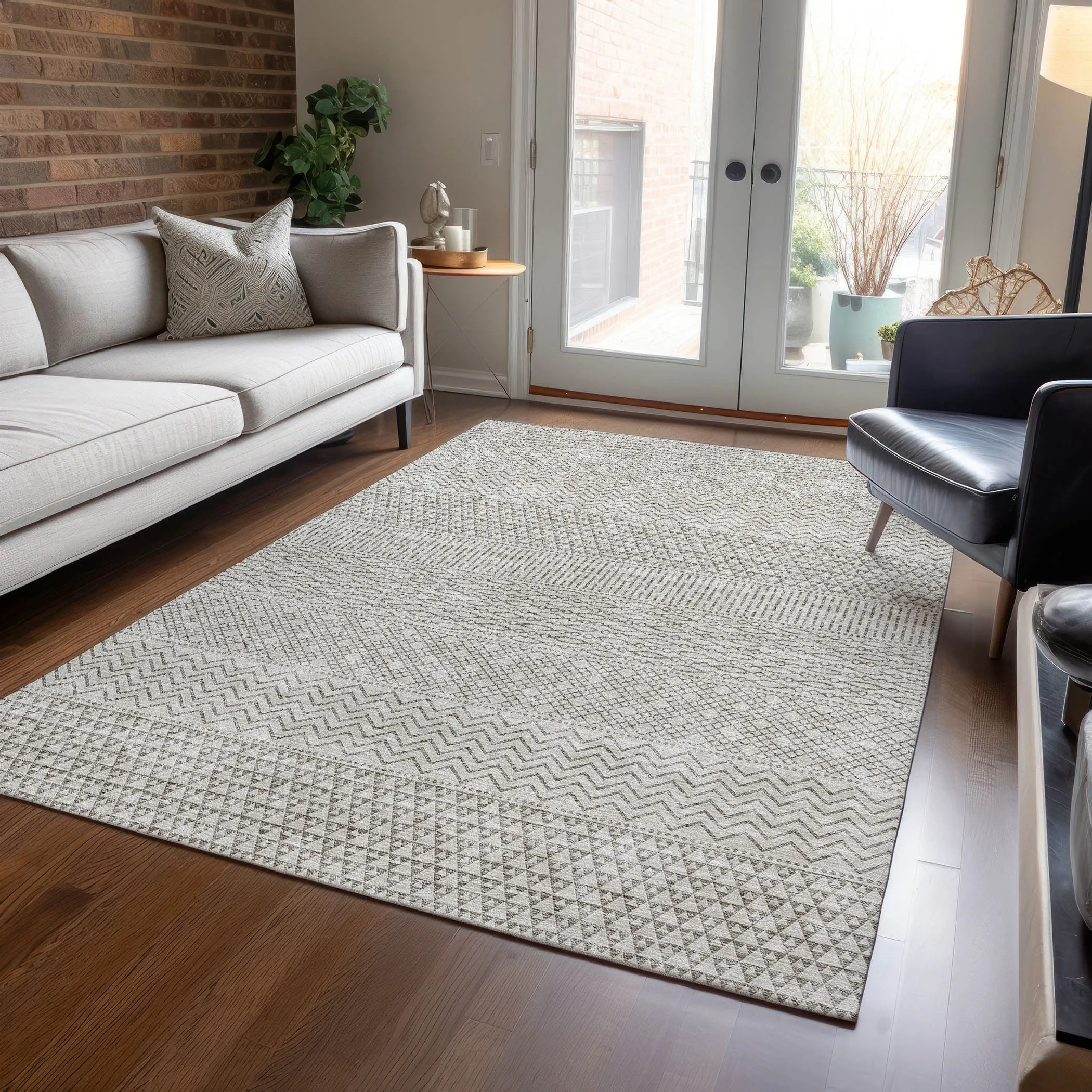 Machine Washable Indoor/ Outdoor Modern Stripes Chantille Rug