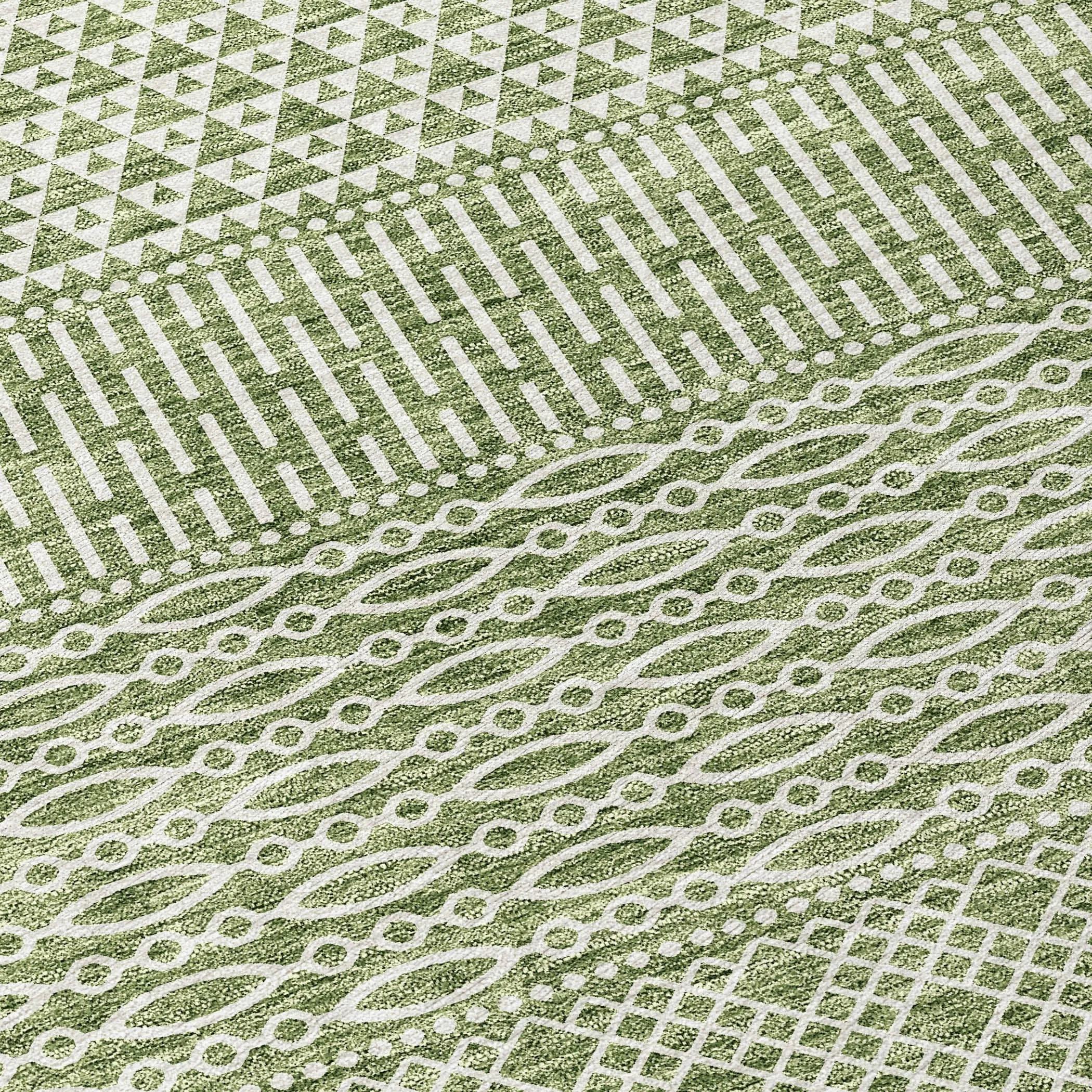 Machine Washable Indoor/ Outdoor Modern Stripes Chantille Rug