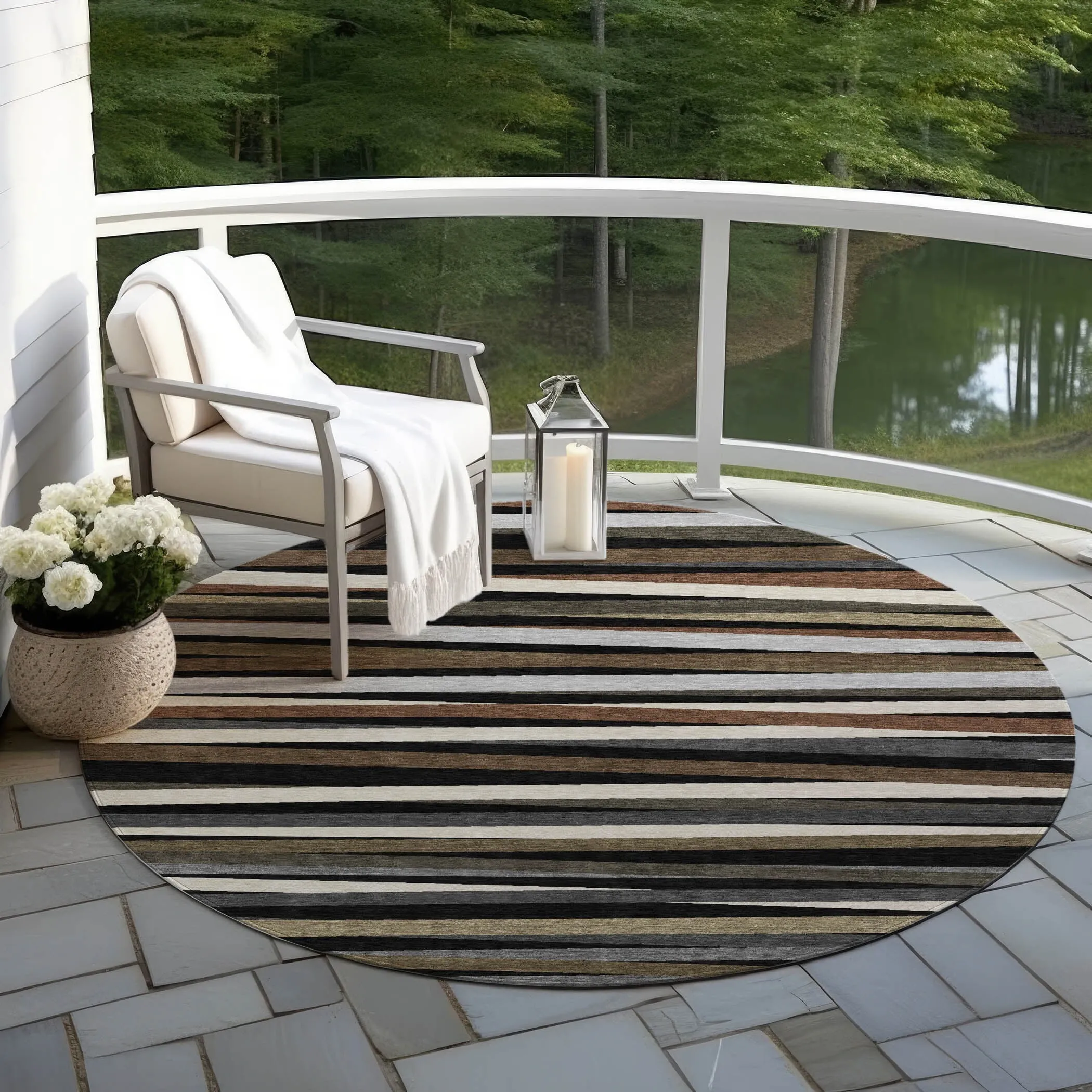Machine Washable Indoor/ Outdoor Modern Stripes Chantille Rug