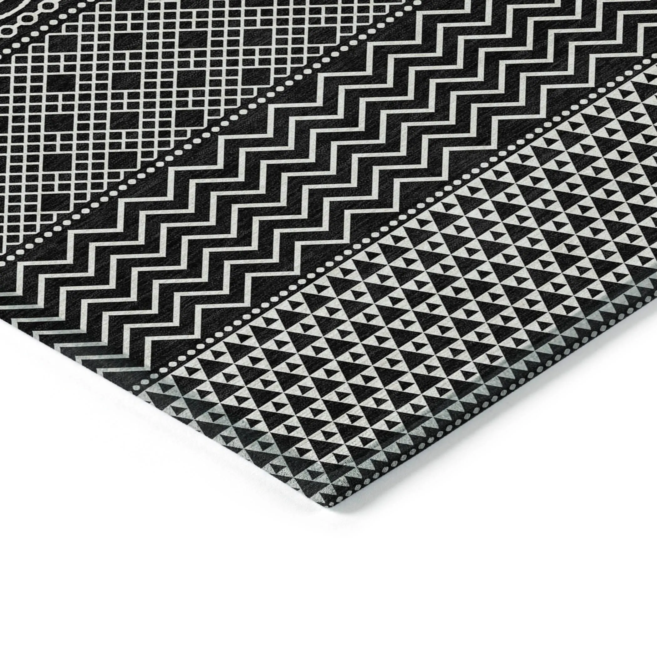 Machine Washable Indoor/ Outdoor Modern Stripes Chantille Rug