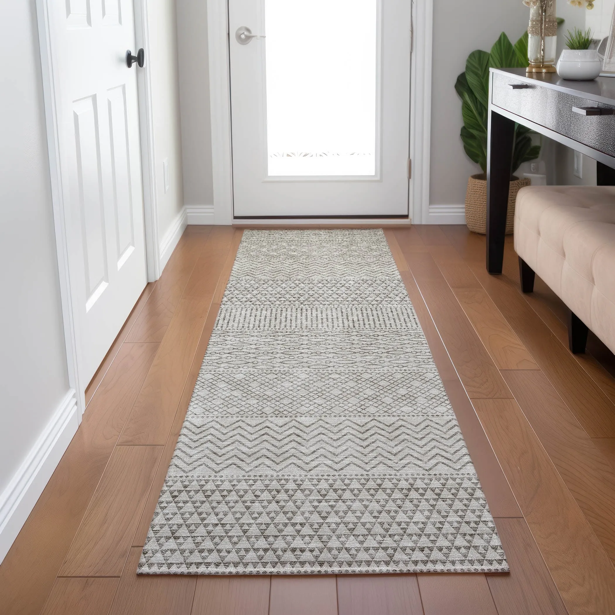 Machine Washable Indoor/ Outdoor Modern Stripes Chantille Rug
