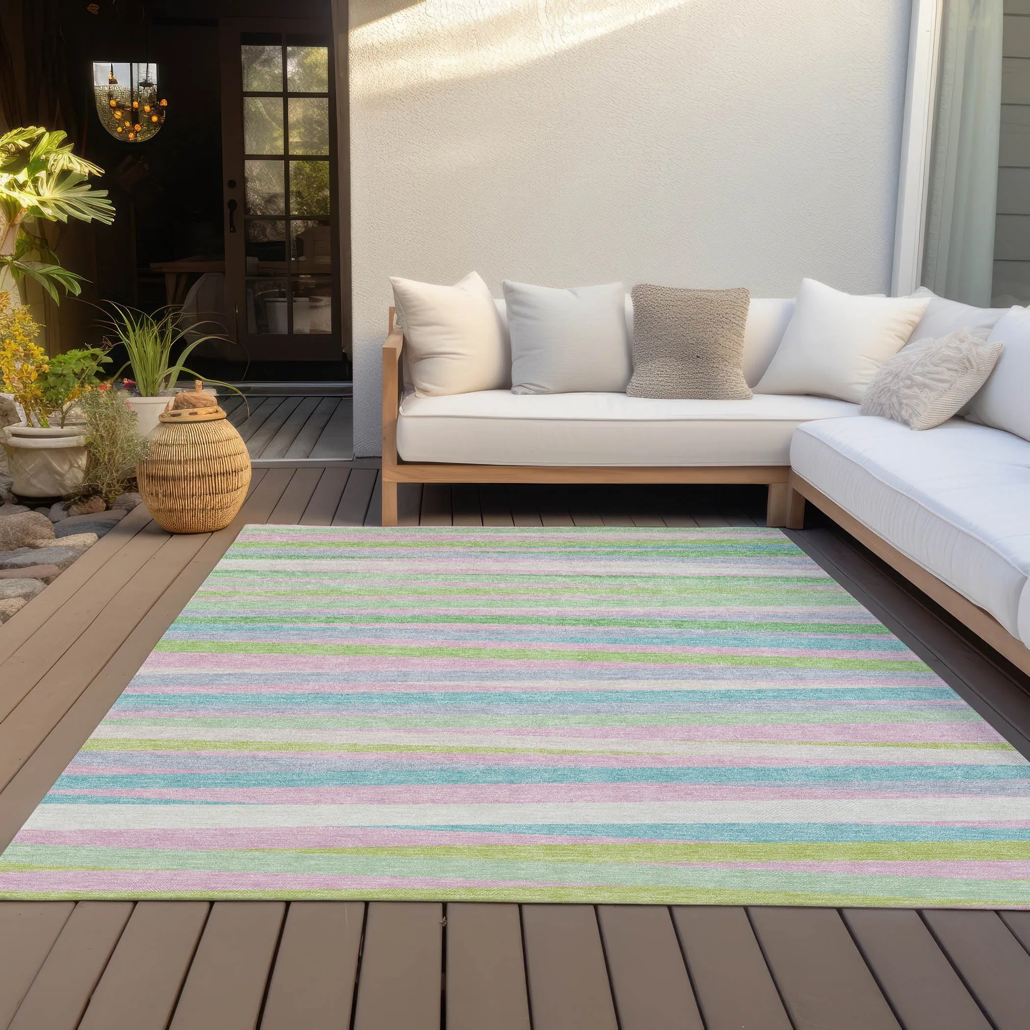 Machine Washable Indoor/ Outdoor Modern Stripes Chantille Rug
