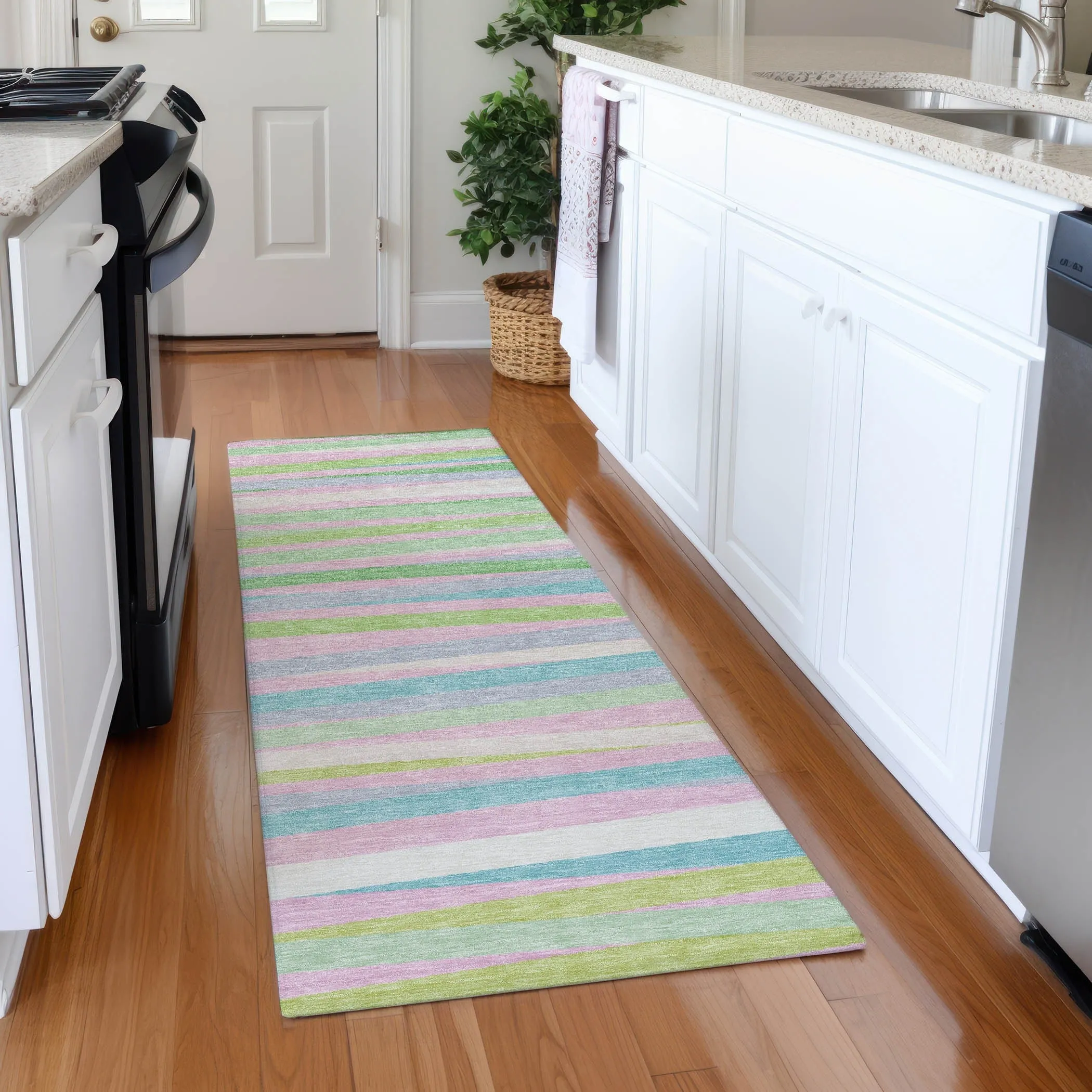 Machine Washable Indoor/ Outdoor Modern Stripes Chantille Rug