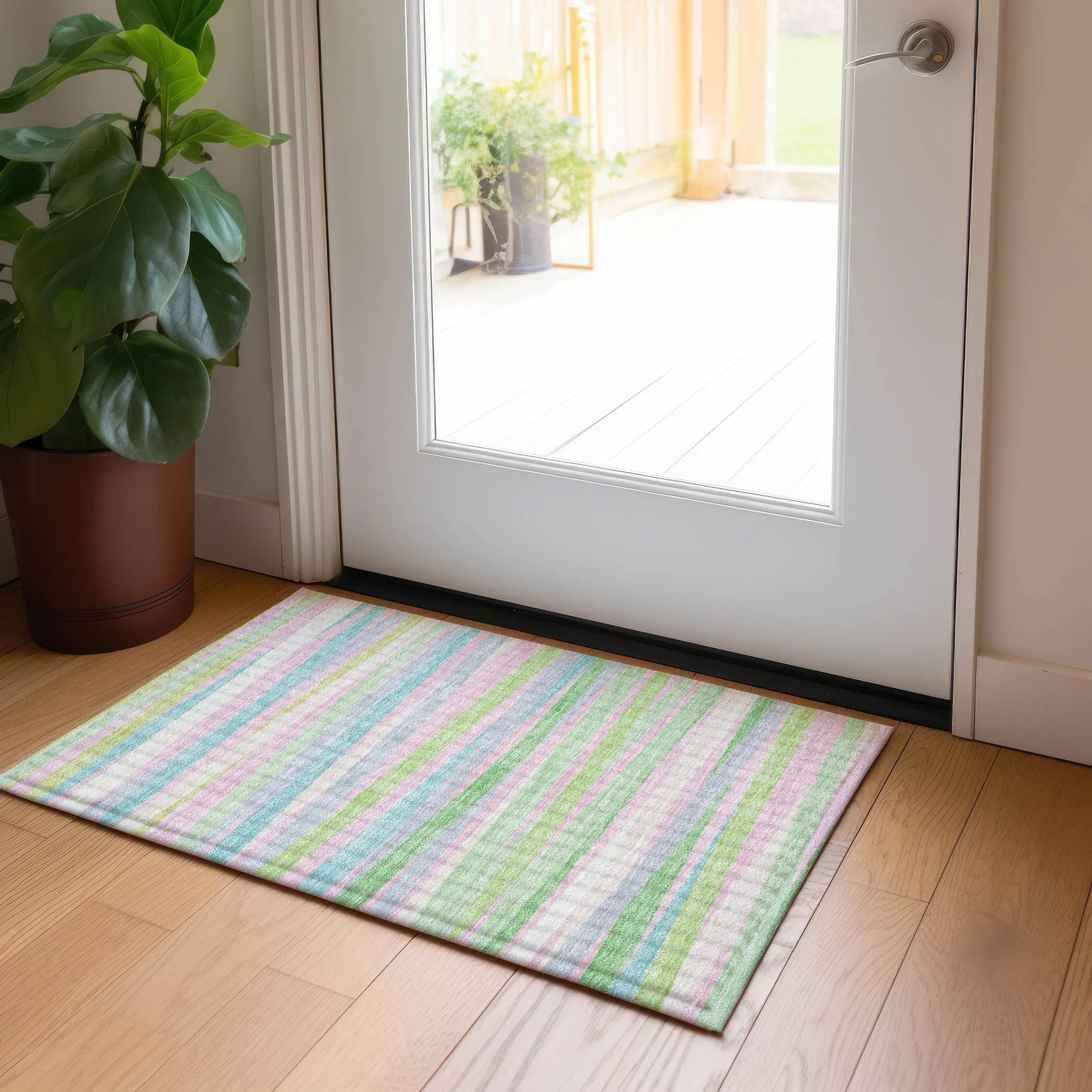 Machine Washable Indoor/ Outdoor Modern Stripes Chantille Rug
