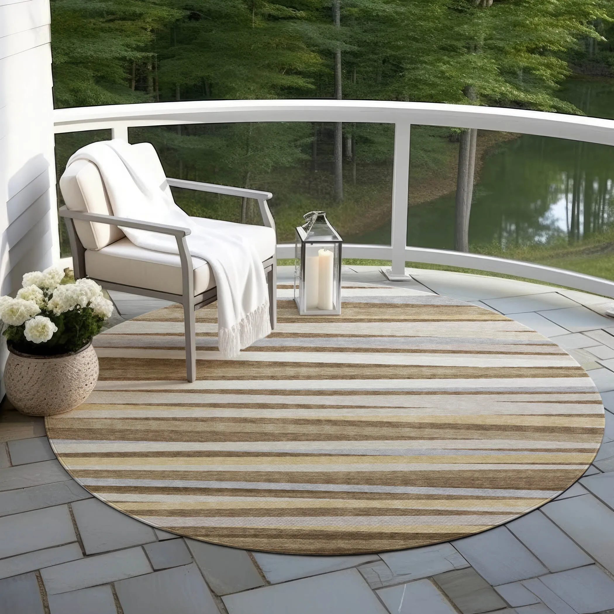 Machine Washable Indoor/ Outdoor Modern Stripes Chantille Rug
