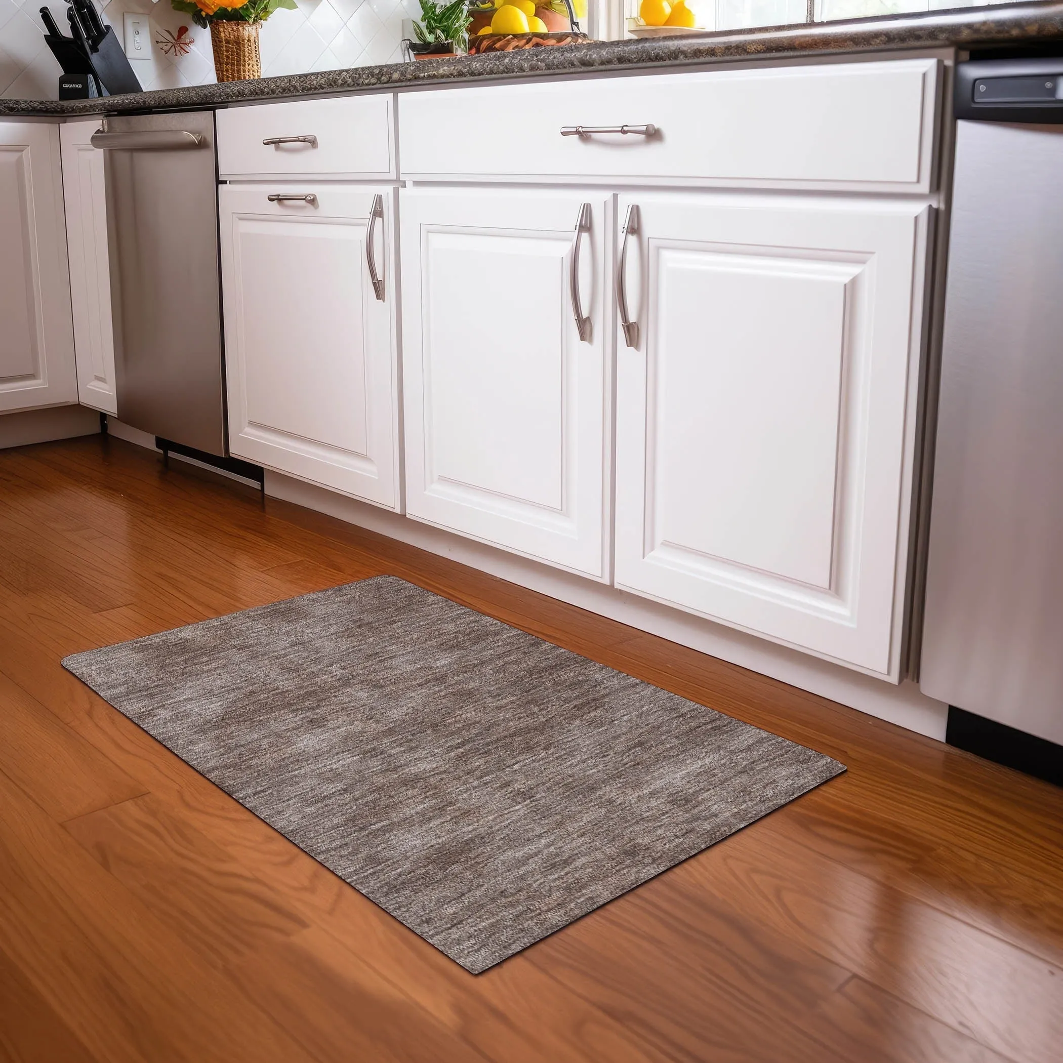 Machine Washable Indoor/ Outdoor Simple Solid Chantille Rug