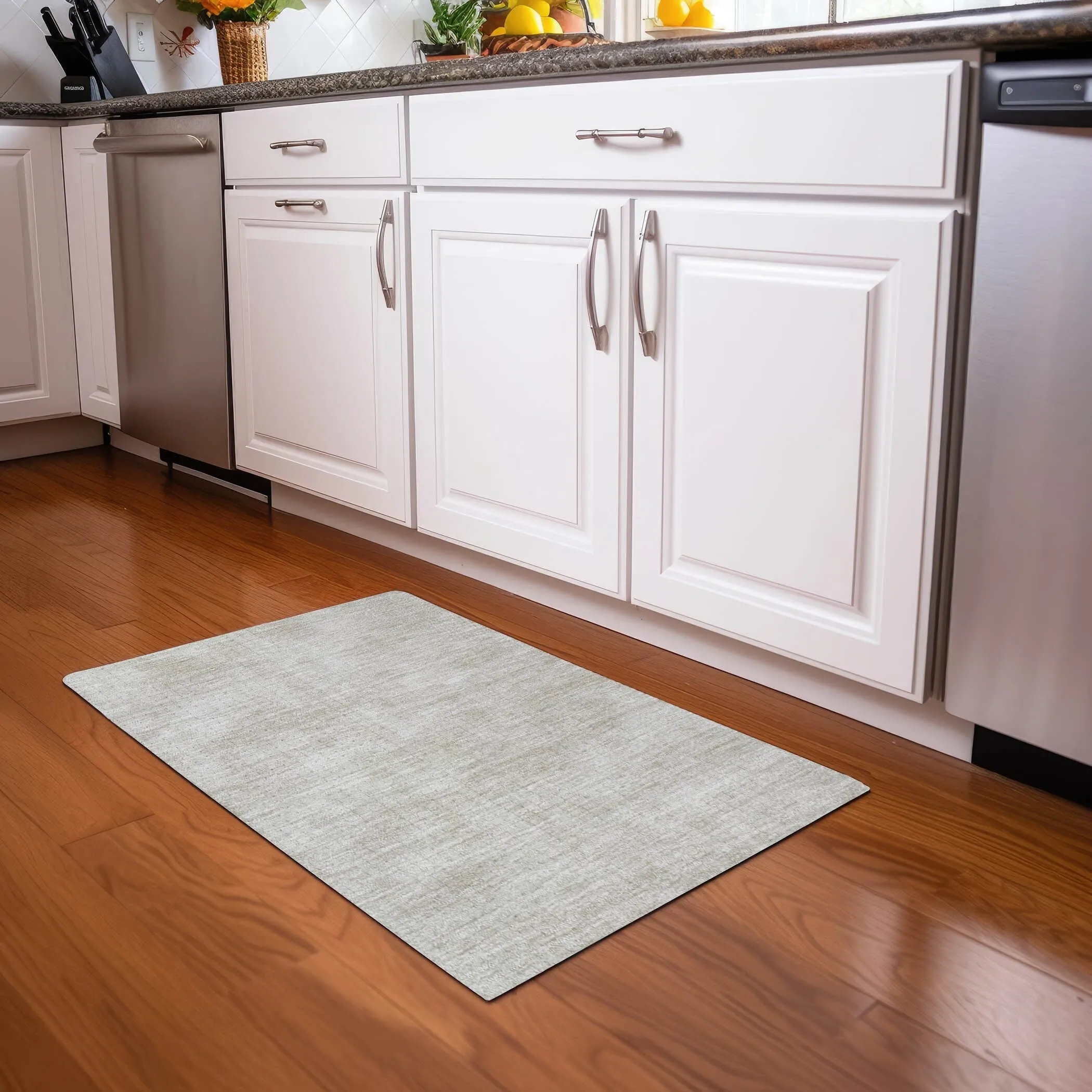 Machine Washable Indoor/ Outdoor Simple Solid Chantille Rug
