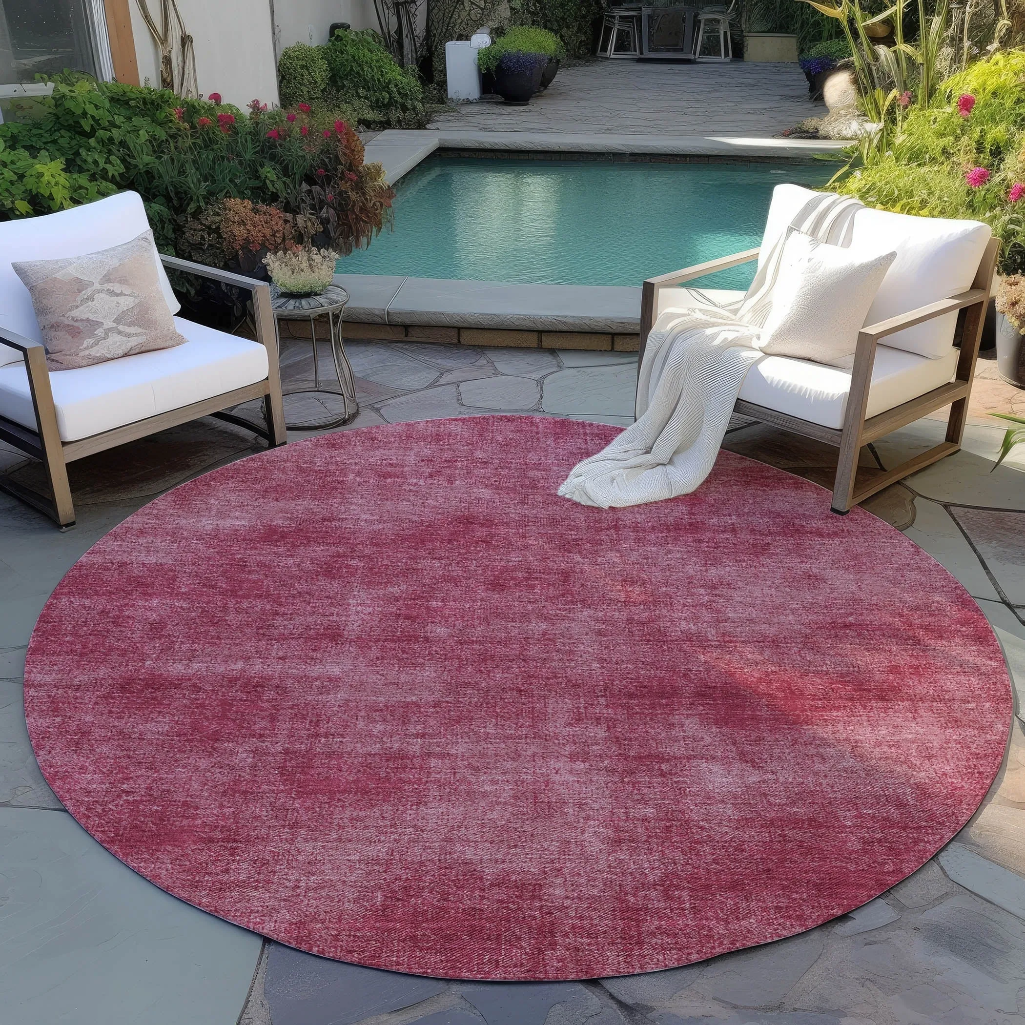 Machine Washable Indoor/ Outdoor Simple Solid Chantille Rug