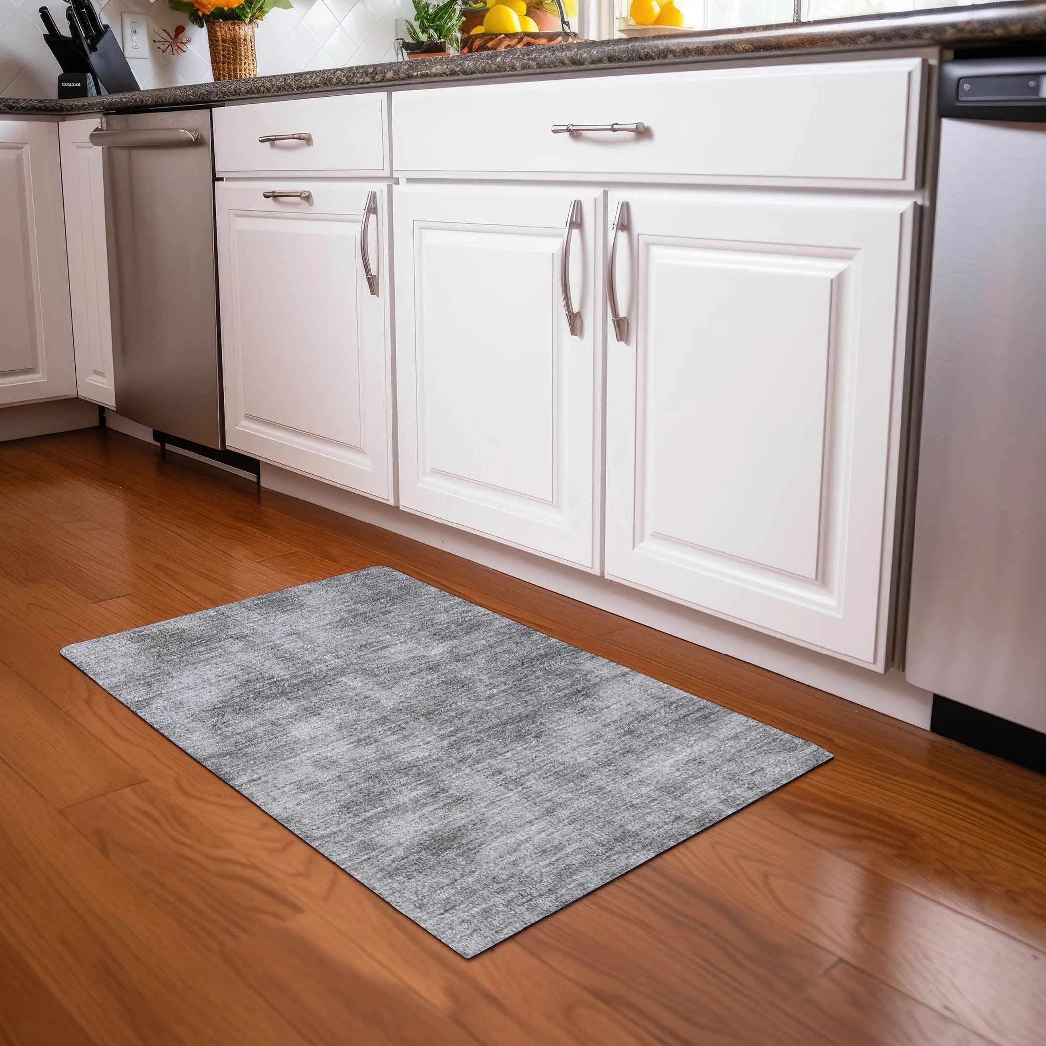 Machine Washable Indoor/ Outdoor Simple Solid Chantille Rug