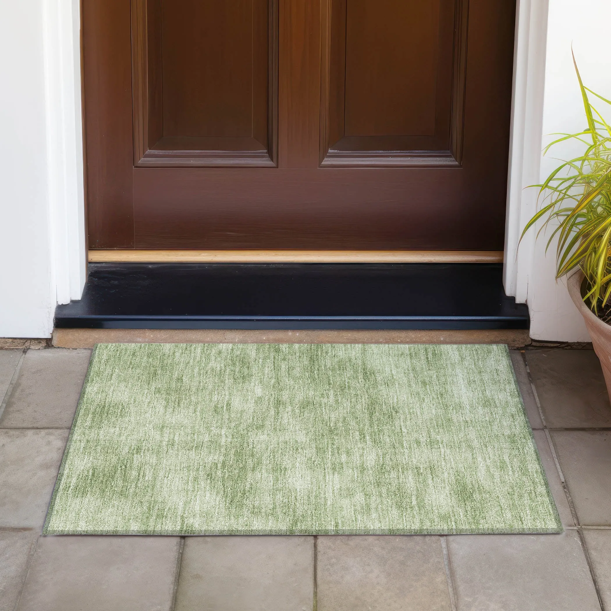 Machine Washable Indoor/ Outdoor Simple Solid Chantille Rug