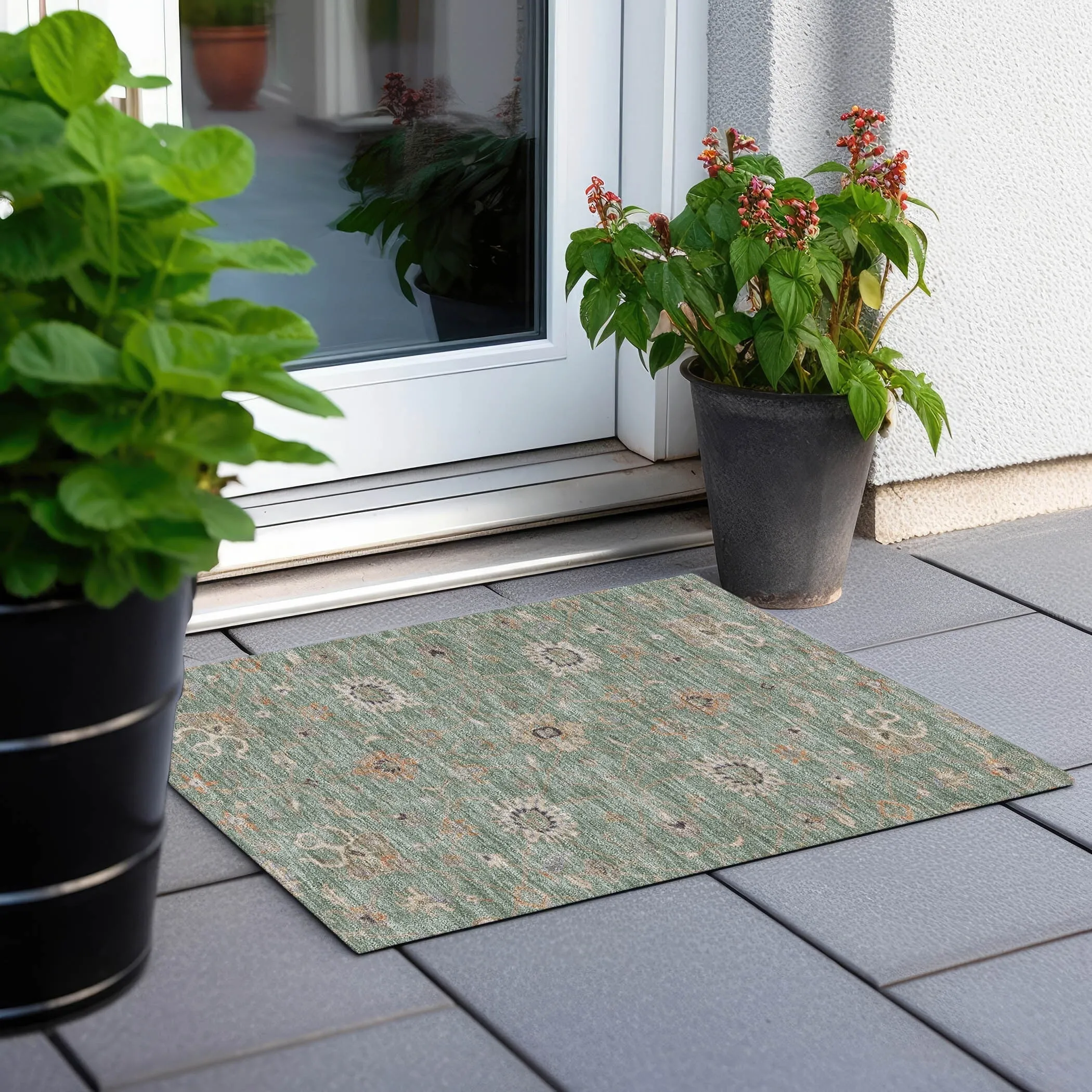 Machine Washable Indoor/ Outdoor Traditional Persian Chantille Rug