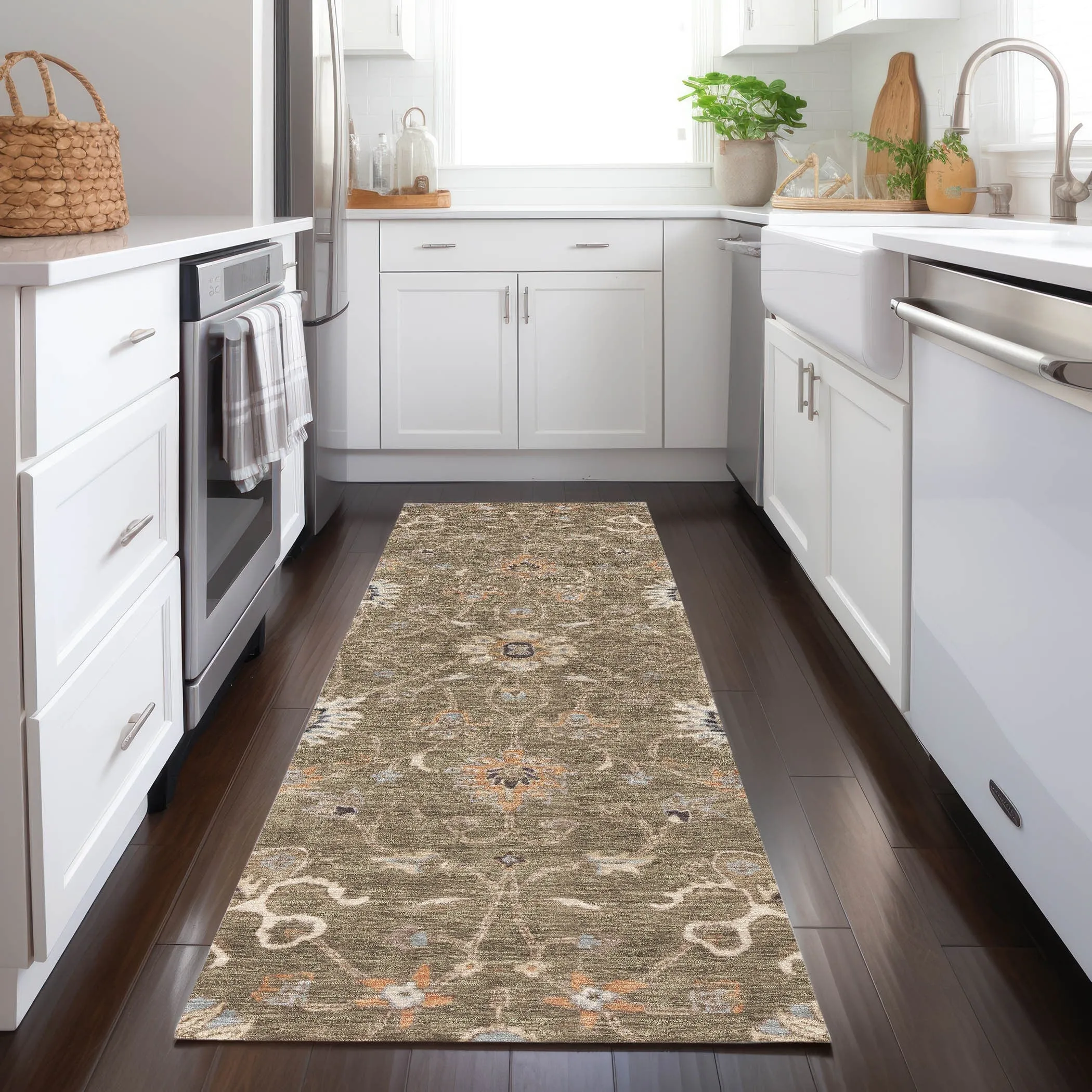 Machine Washable Indoor/ Outdoor Traditional Persian Chantille Rug