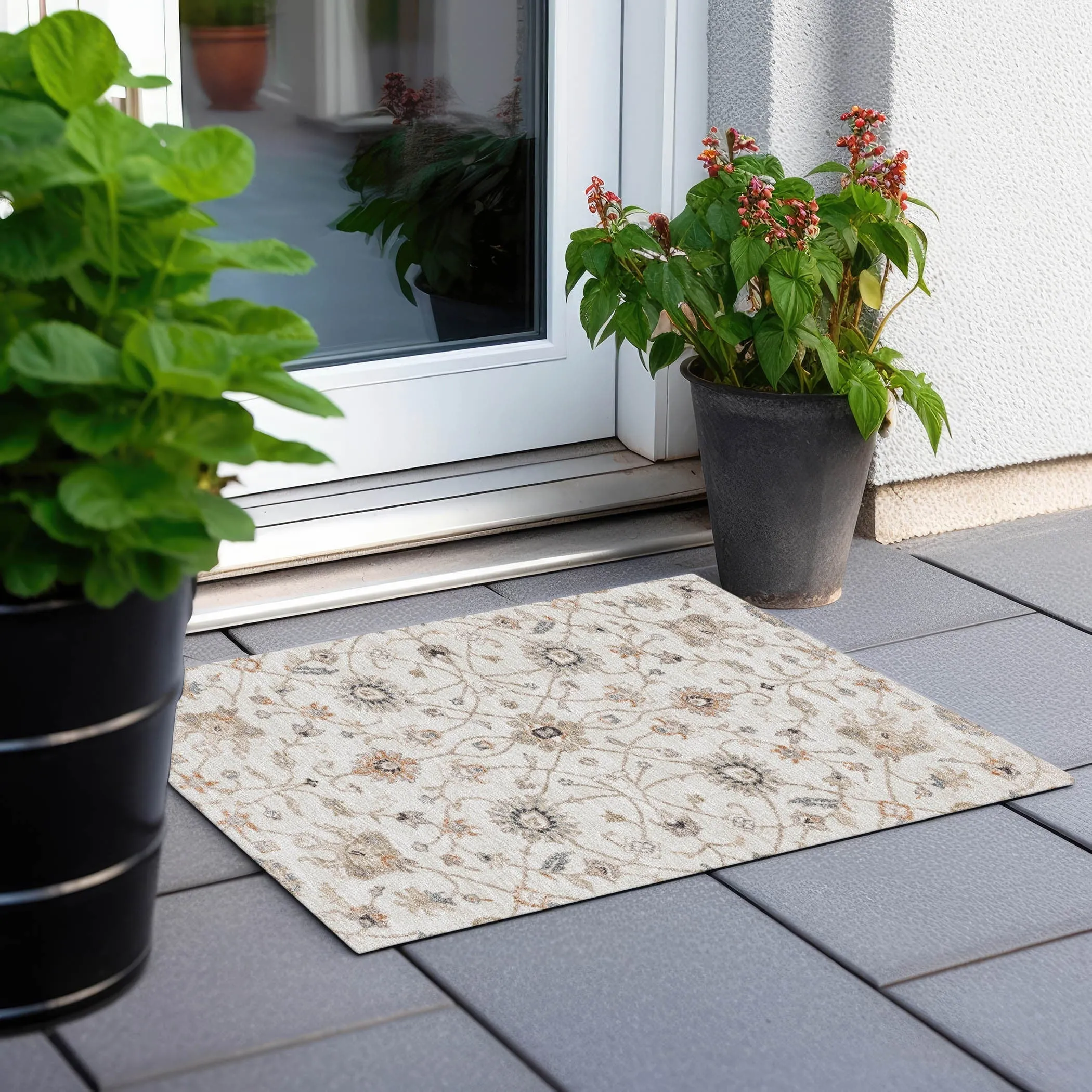 Machine Washable Indoor/ Outdoor Traditional Persian Chantille Rug