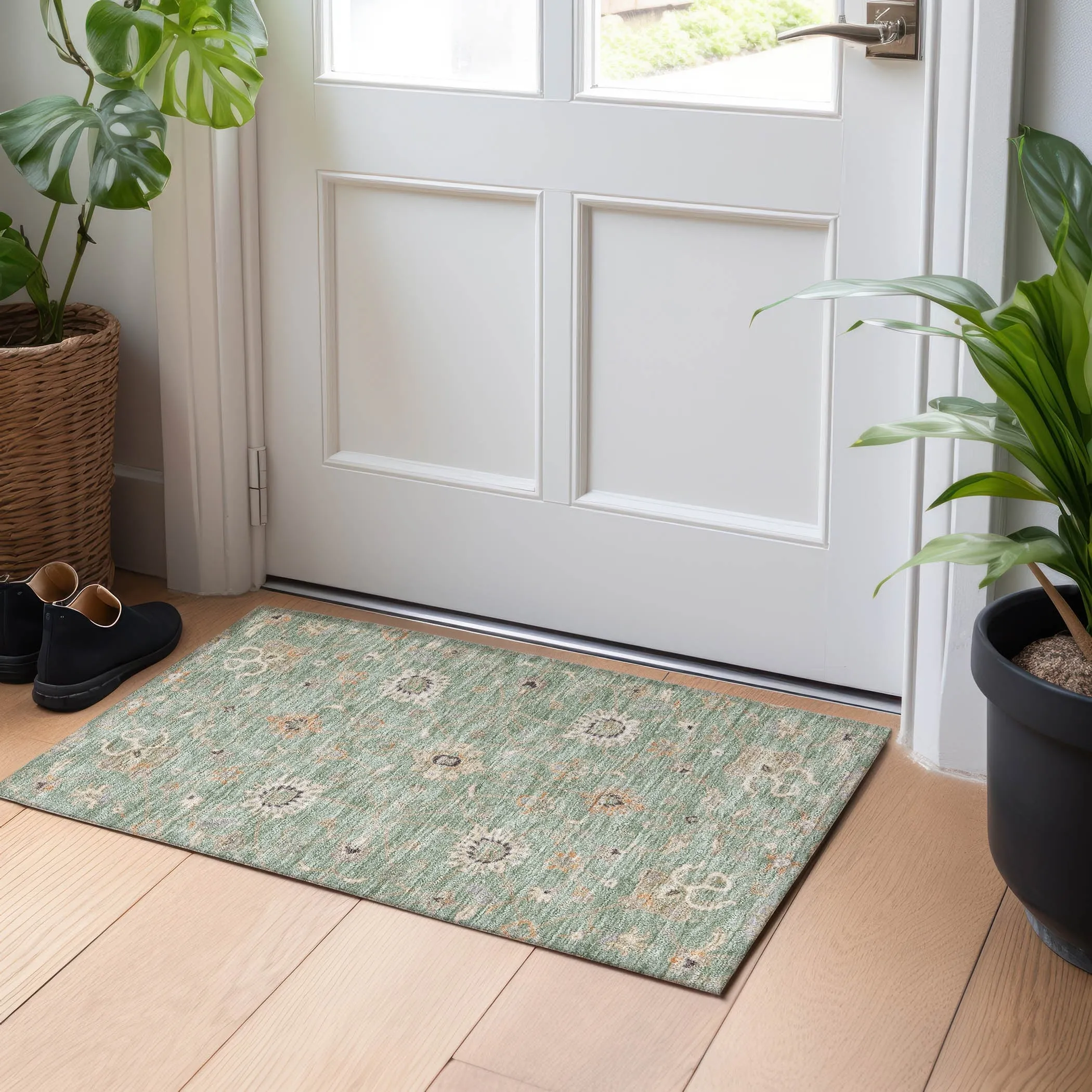 Machine Washable Indoor/ Outdoor Traditional Persian Chantille Rug