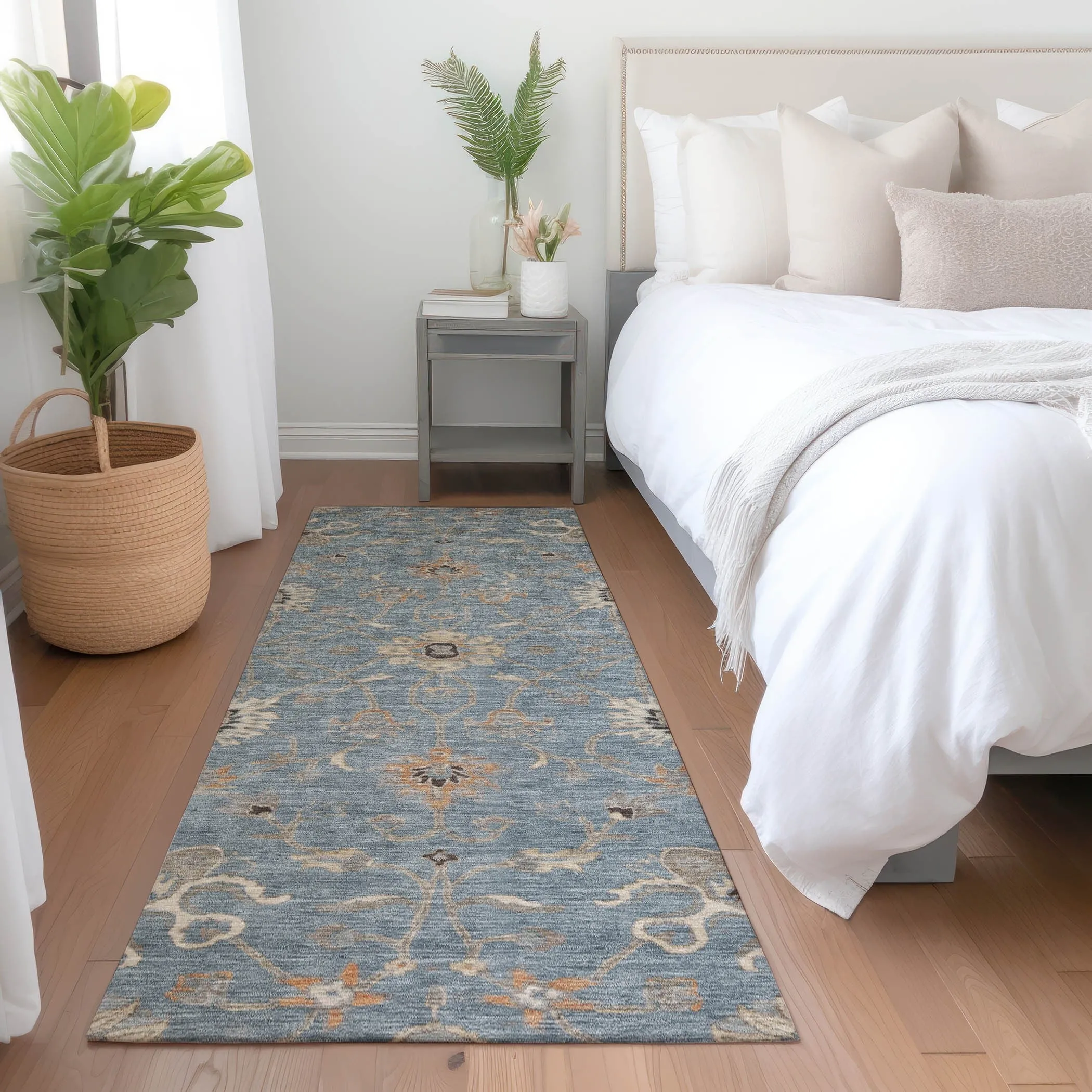 Machine Washable Indoor/ Outdoor Traditional Persian Chantille Rug