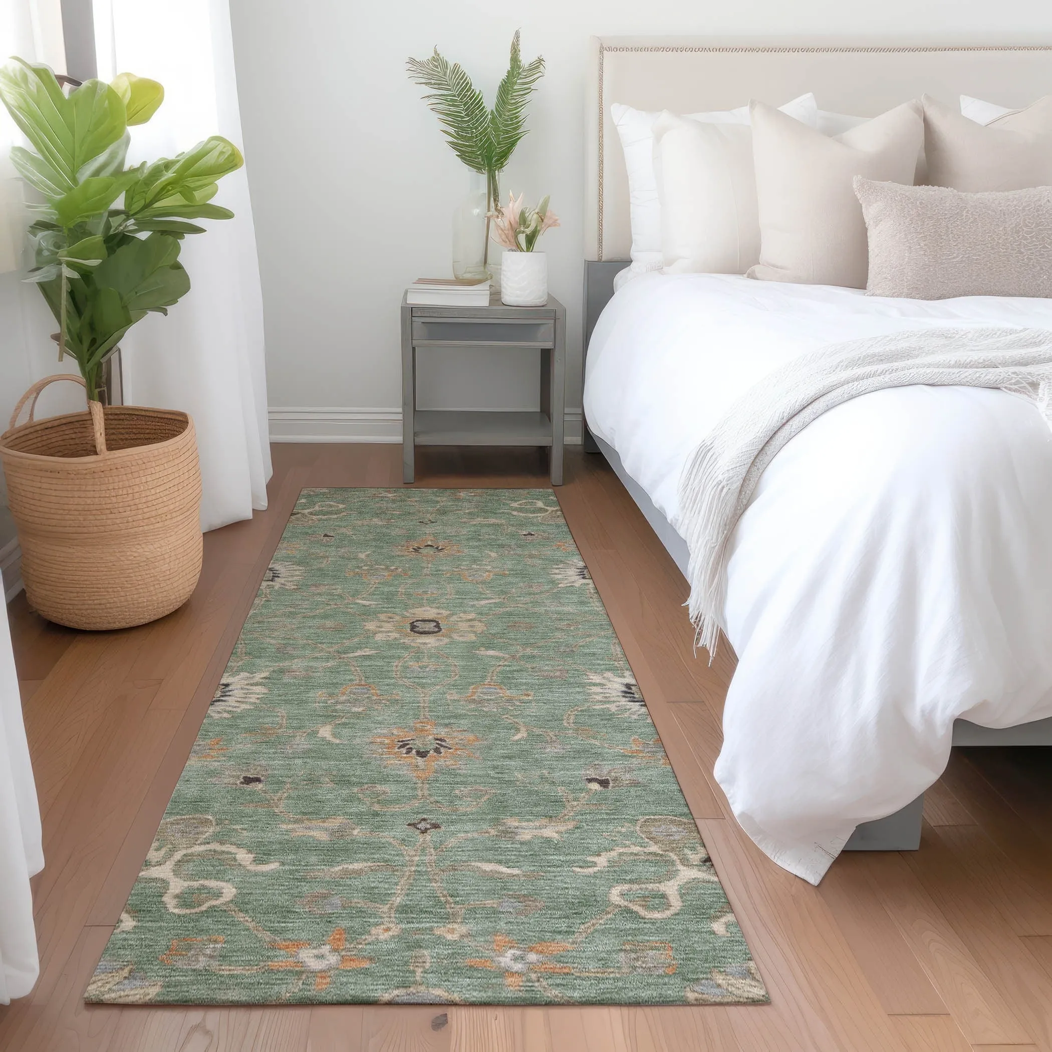 Machine Washable Indoor/ Outdoor Traditional Persian Chantille Rug
