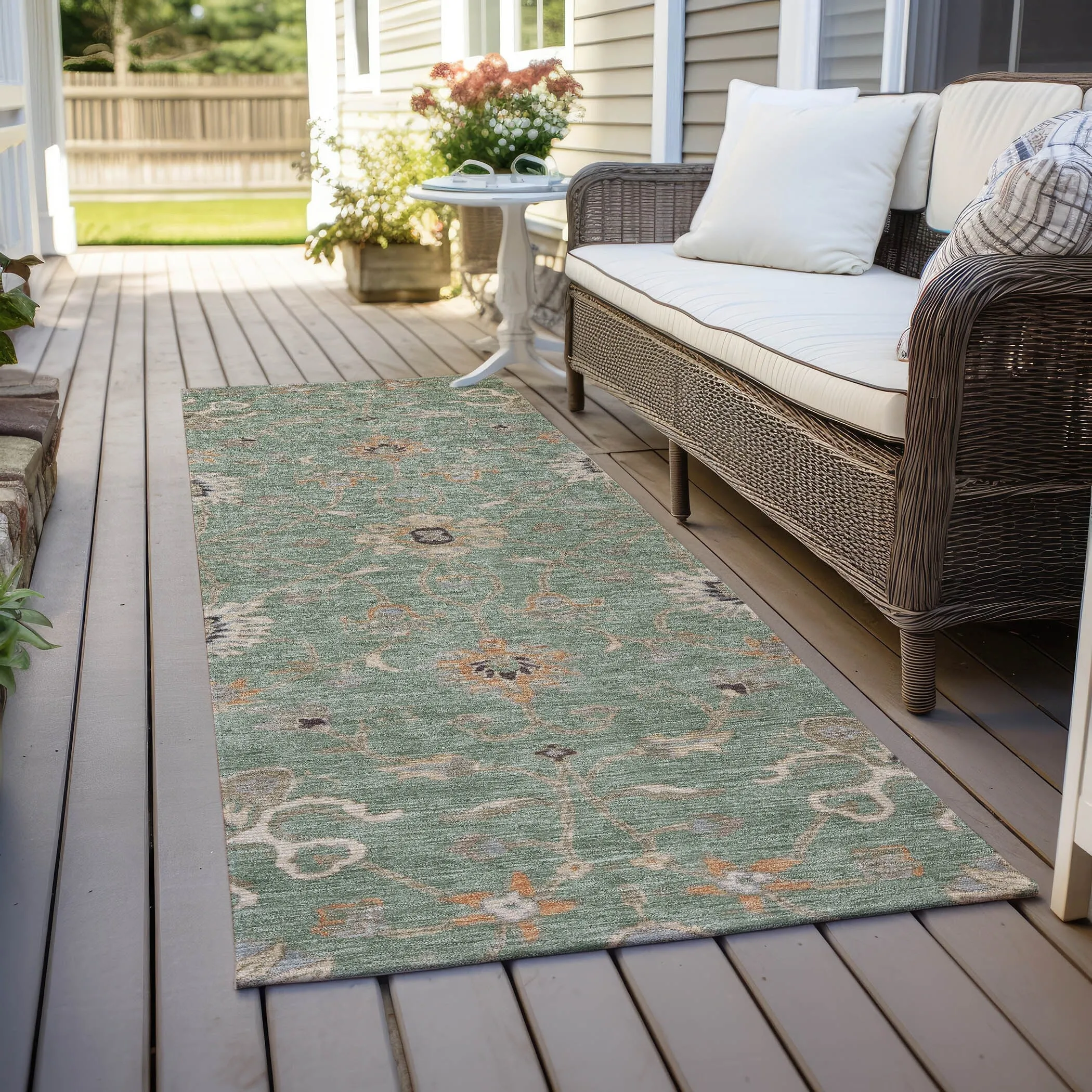 Machine Washable Indoor/ Outdoor Traditional Persian Chantille Rug