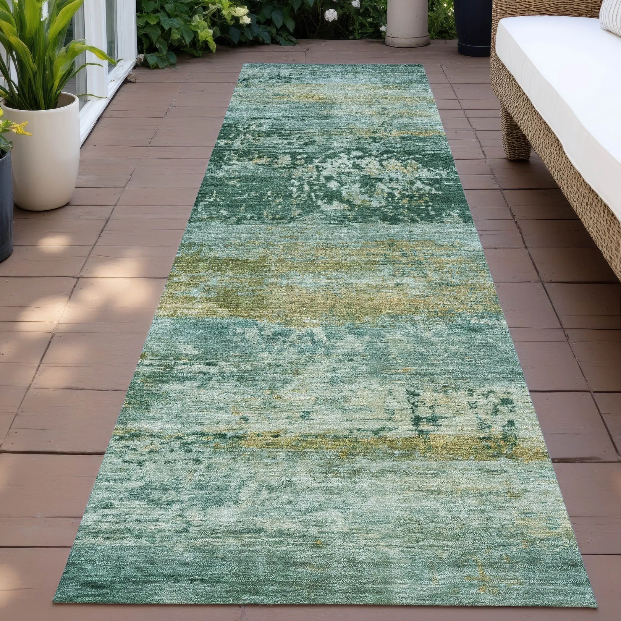 Machine Washable Indoor/Outdoor Contemporary Chantille Rug