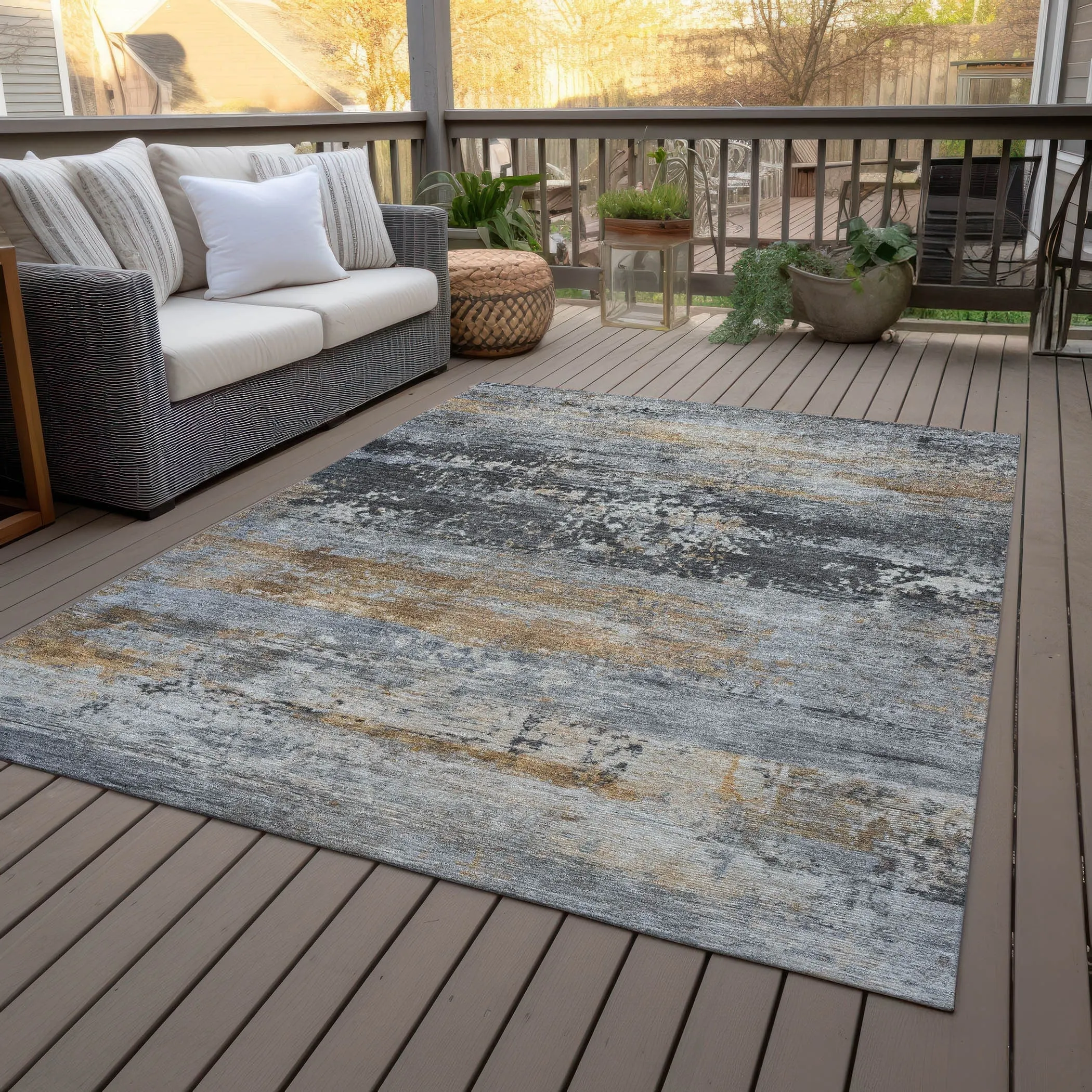 Machine Washable Indoor/Outdoor Contemporary Chantille Rug