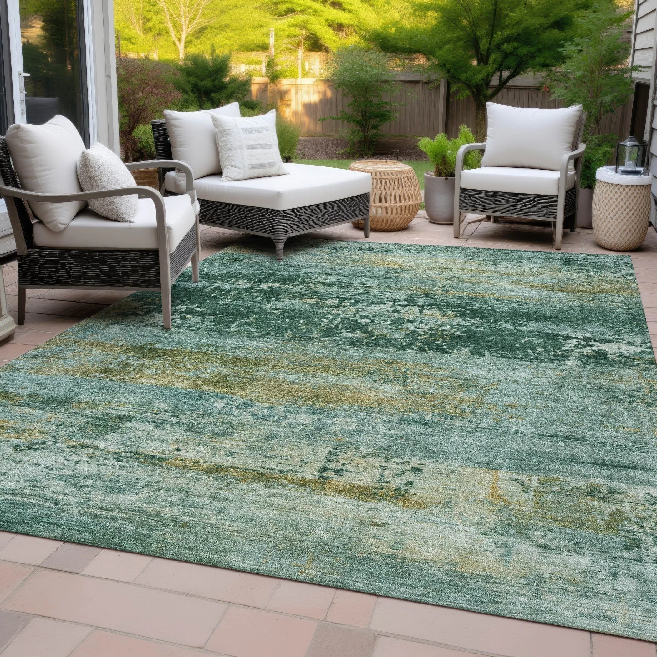 Machine Washable Indoor/Outdoor Contemporary Chantille Rug