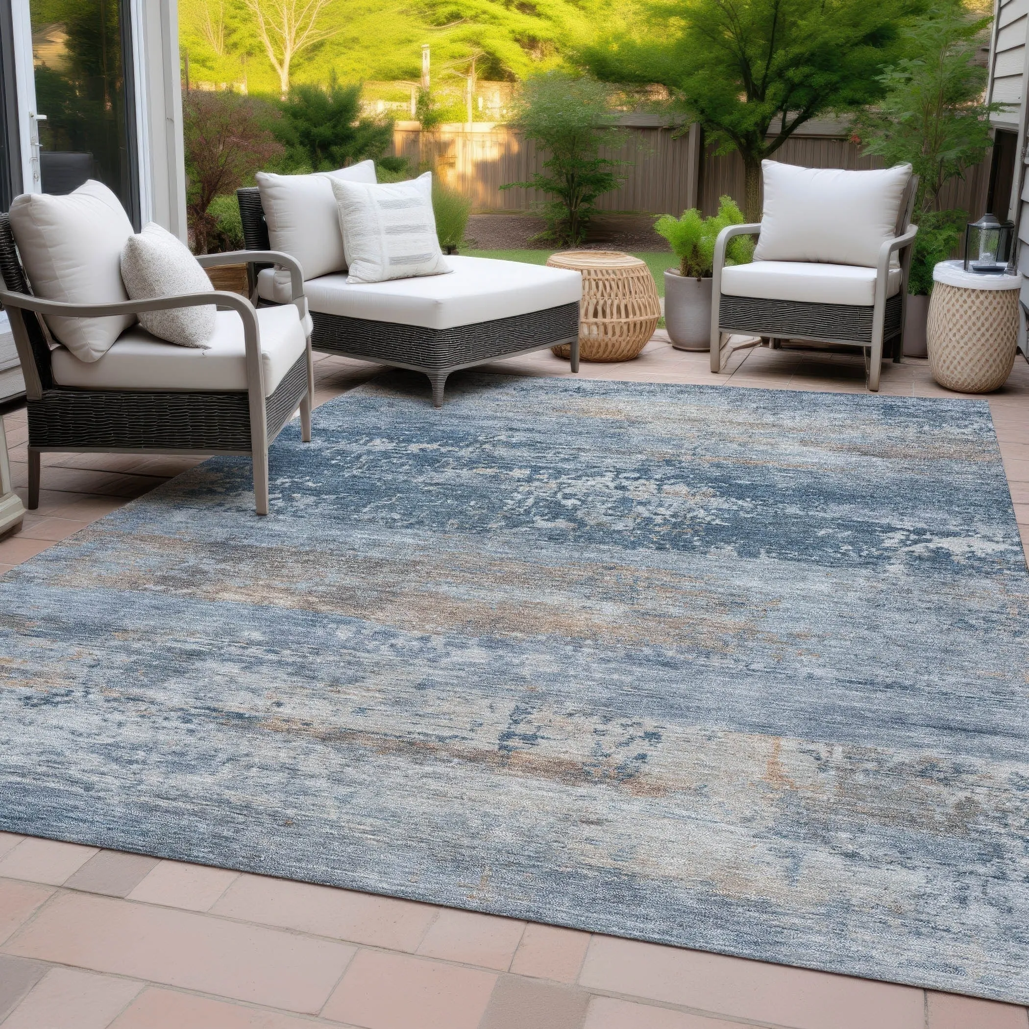 Machine Washable Indoor/Outdoor Contemporary Chantille Rug