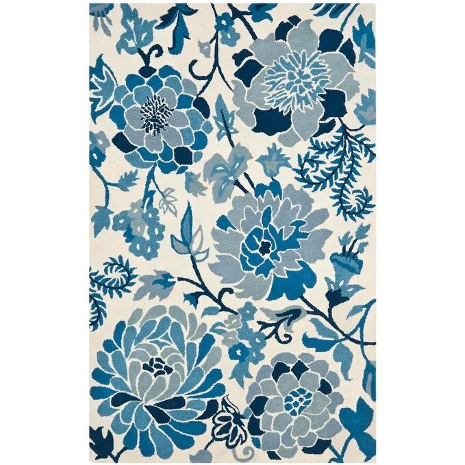 Martha Stewart by SAFAVIEH Marianela Wool Area Rug