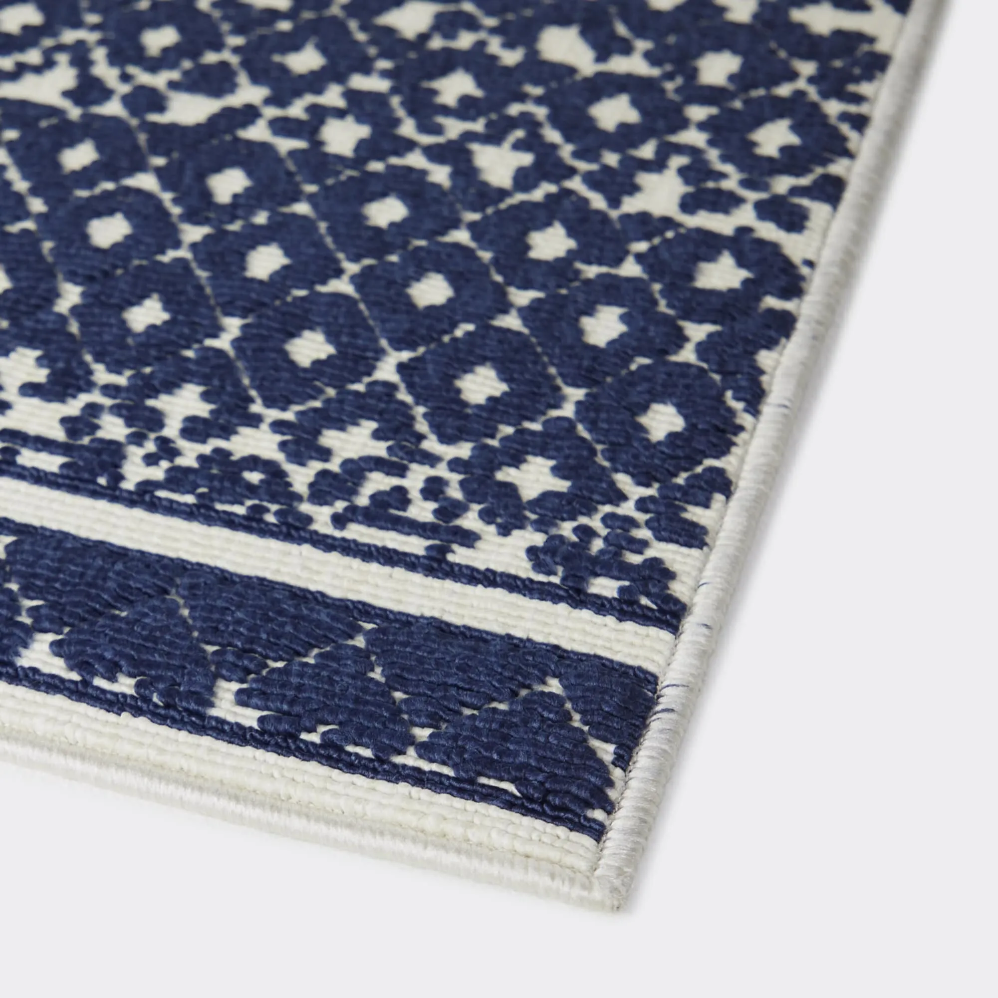 Martinus Vintage Stripe Indoor/Outdoor Area Rug