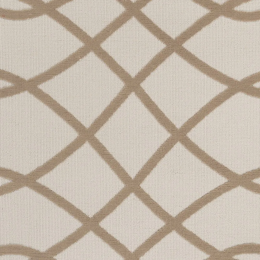 Meticulously Woven Front Polyester Rug