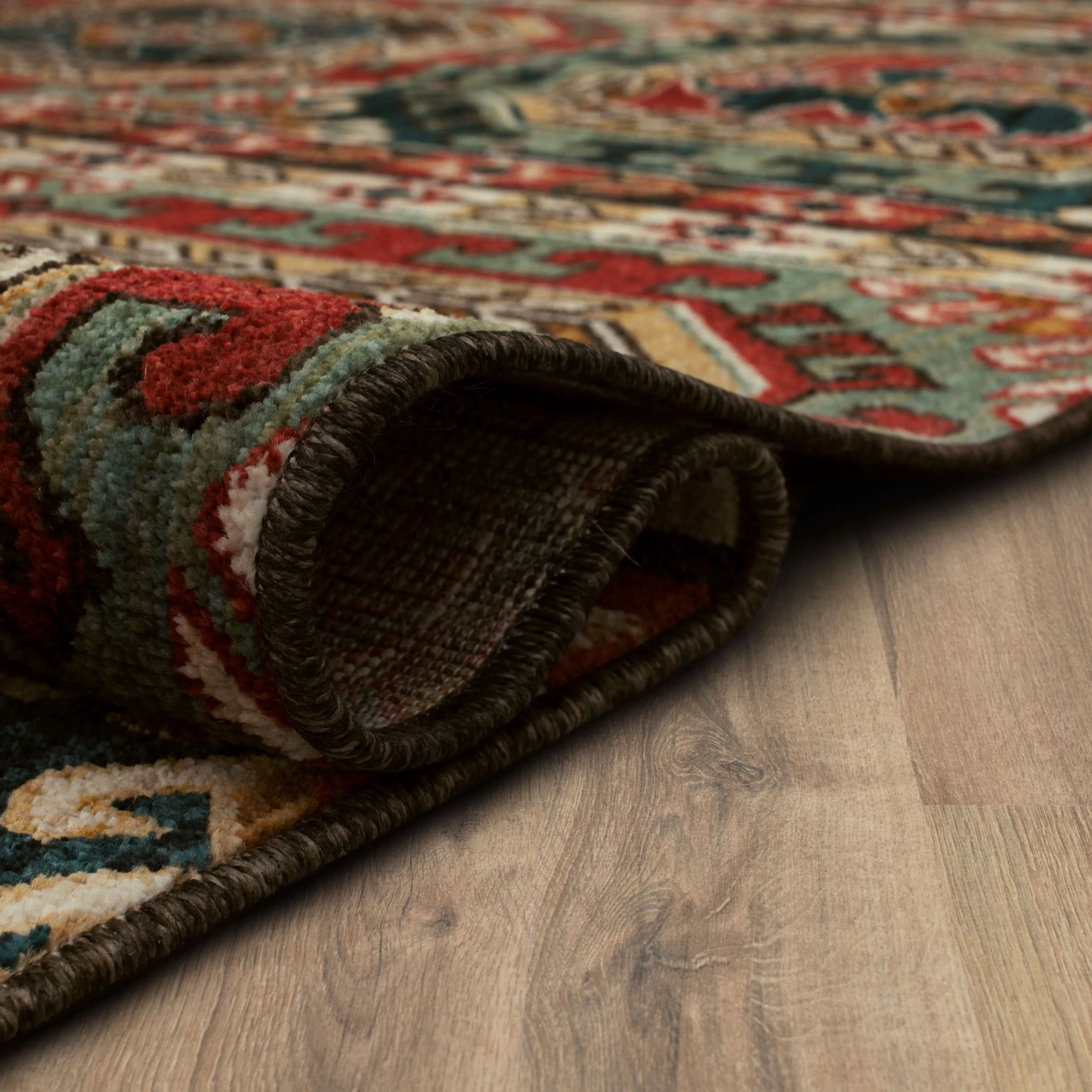 Mohawk Home Neecharles Ornamental Medallion Area Rug