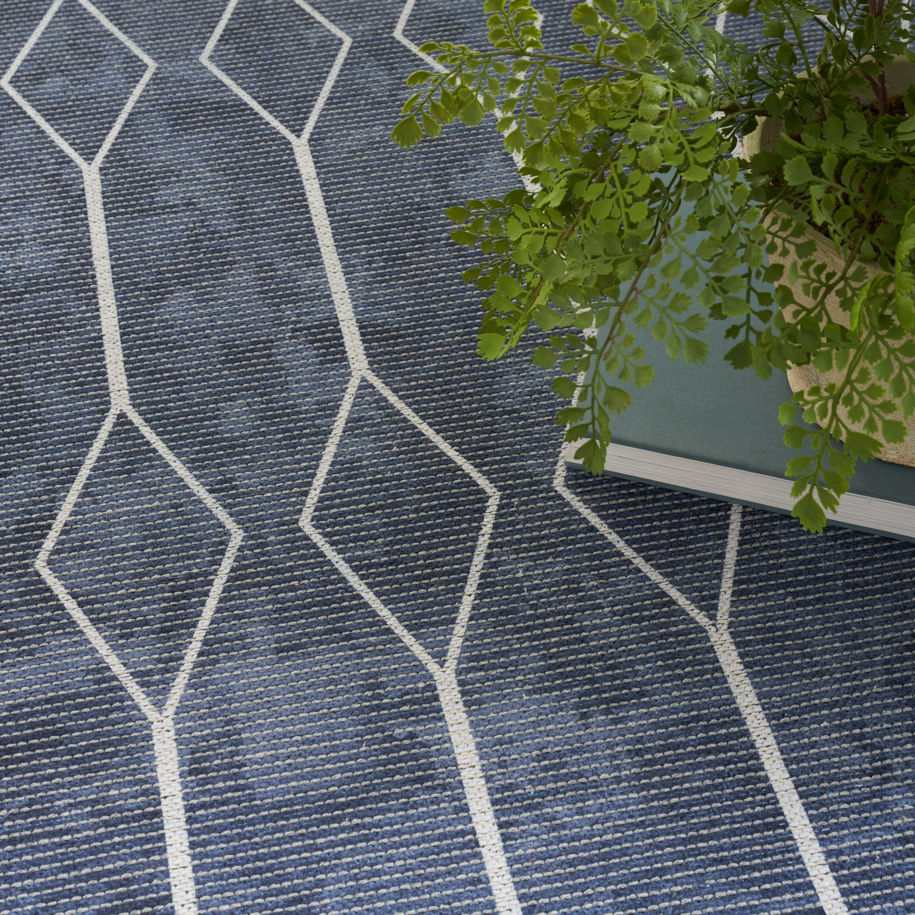 New Concept Washables Indoor only Geometric Machine Washable Area Rug