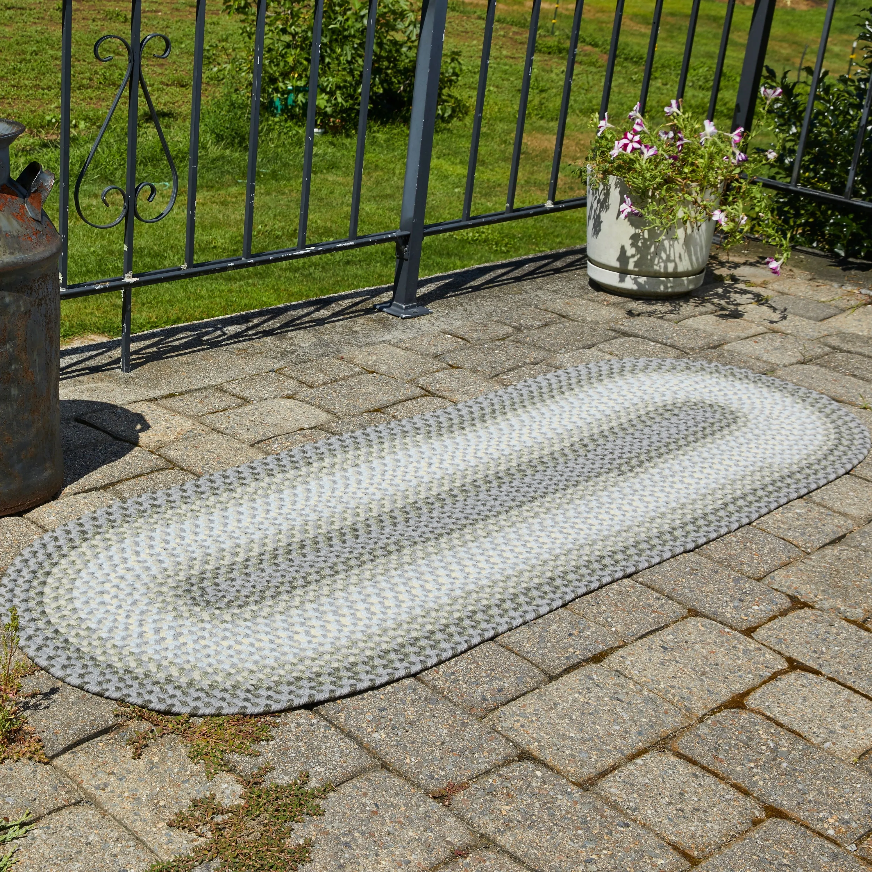 Norfolk Flat-braided Indoor/ Outdoor Rug