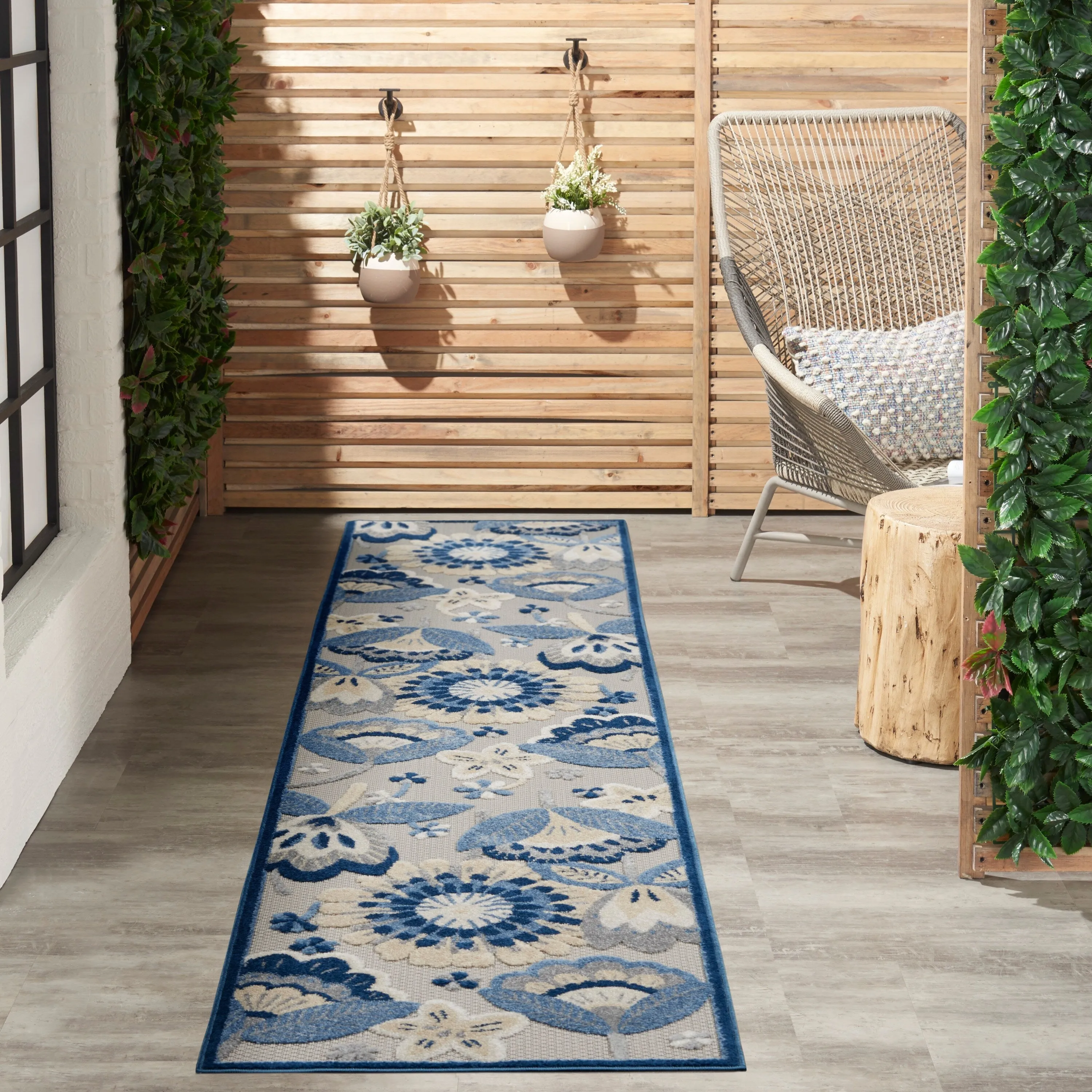 Nourison Aloha Scandinavian Floral Indoor/Outdoor Area Rug
