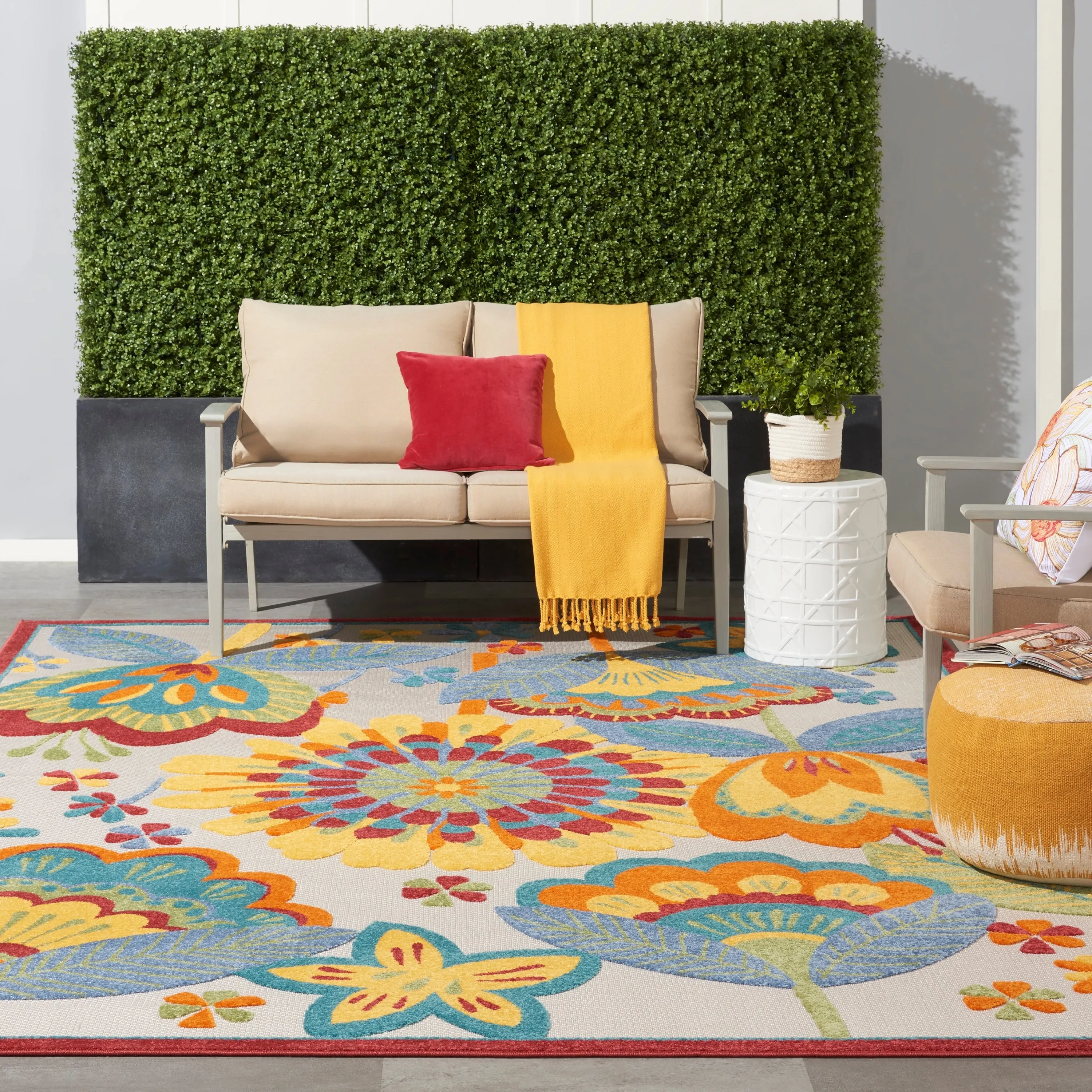Nourison Aloha Scandinavian Floral Indoor/Outdoor Area Rug
