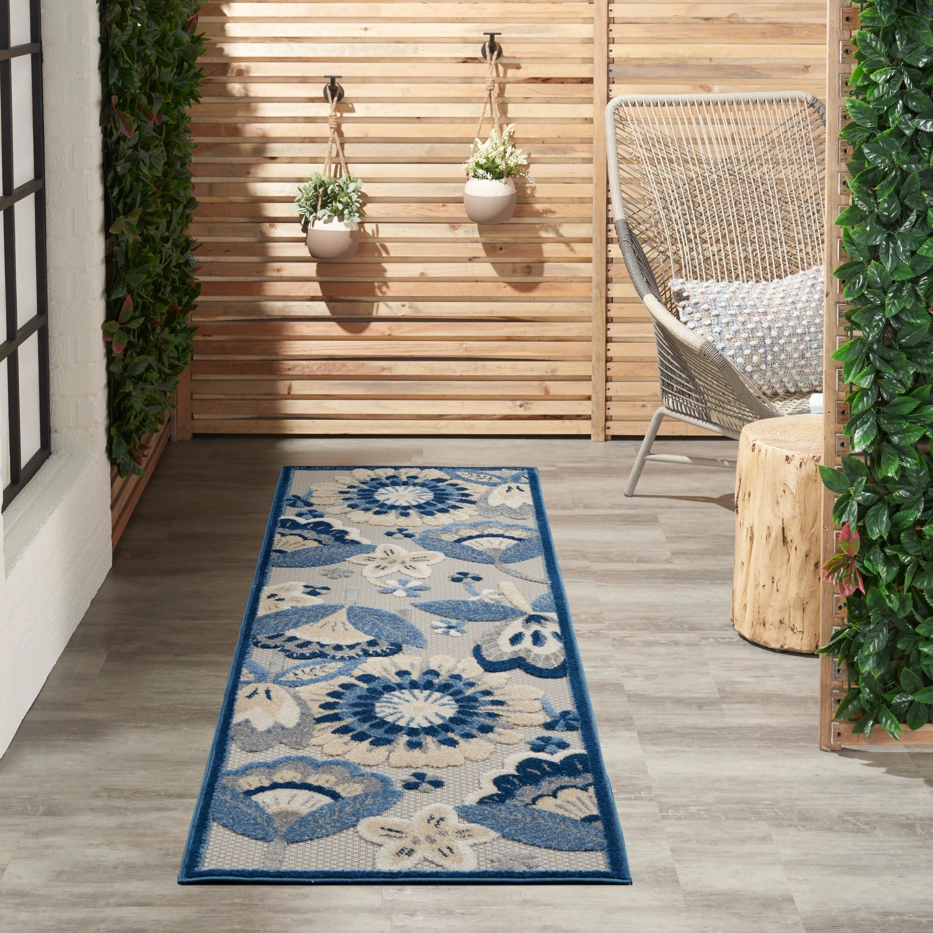 Nourison Aloha Scandinavian Floral Indoor/Outdoor Area Rug