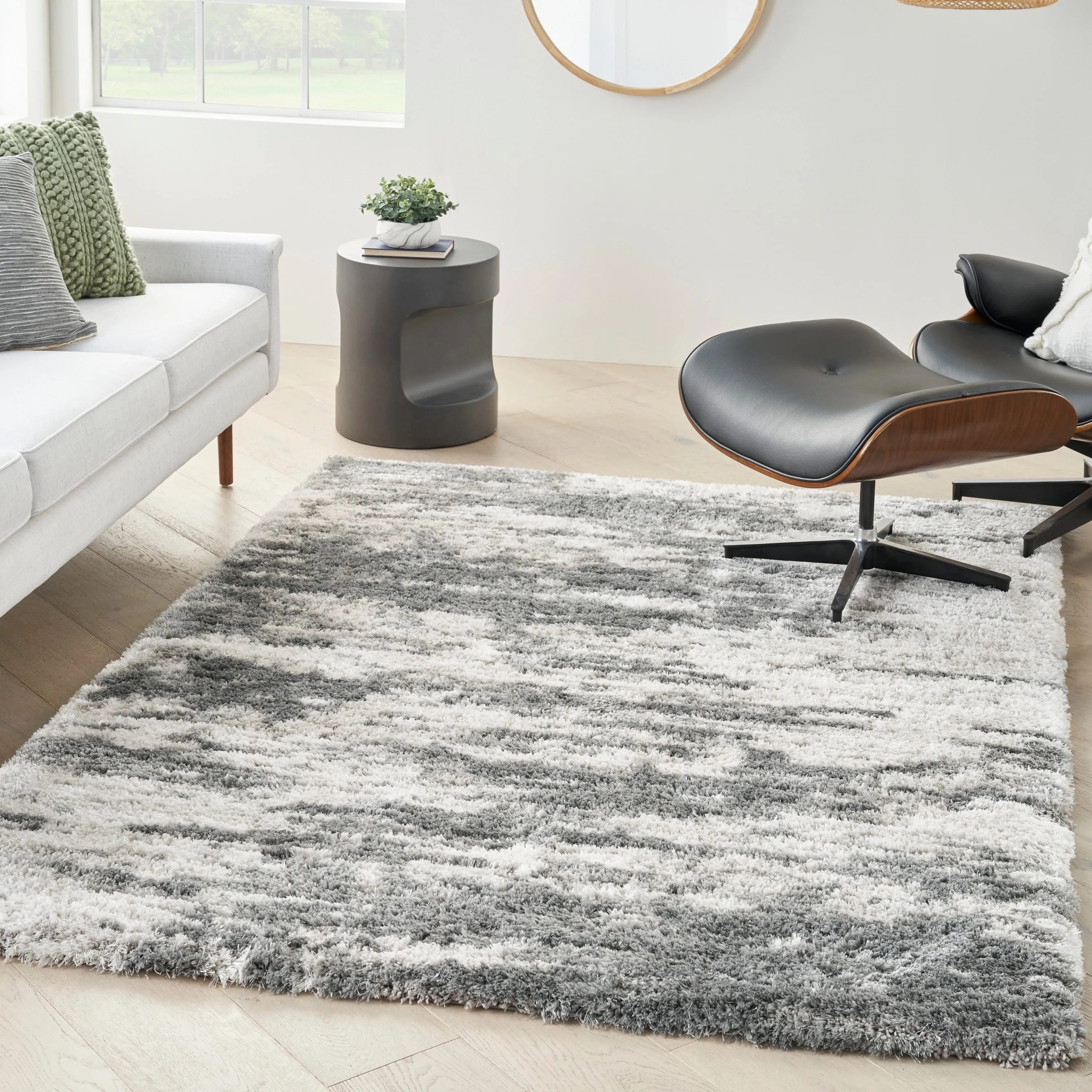 Nourison Luxurious Shag 1.25 Plush Contemporary Abstract Area Rug