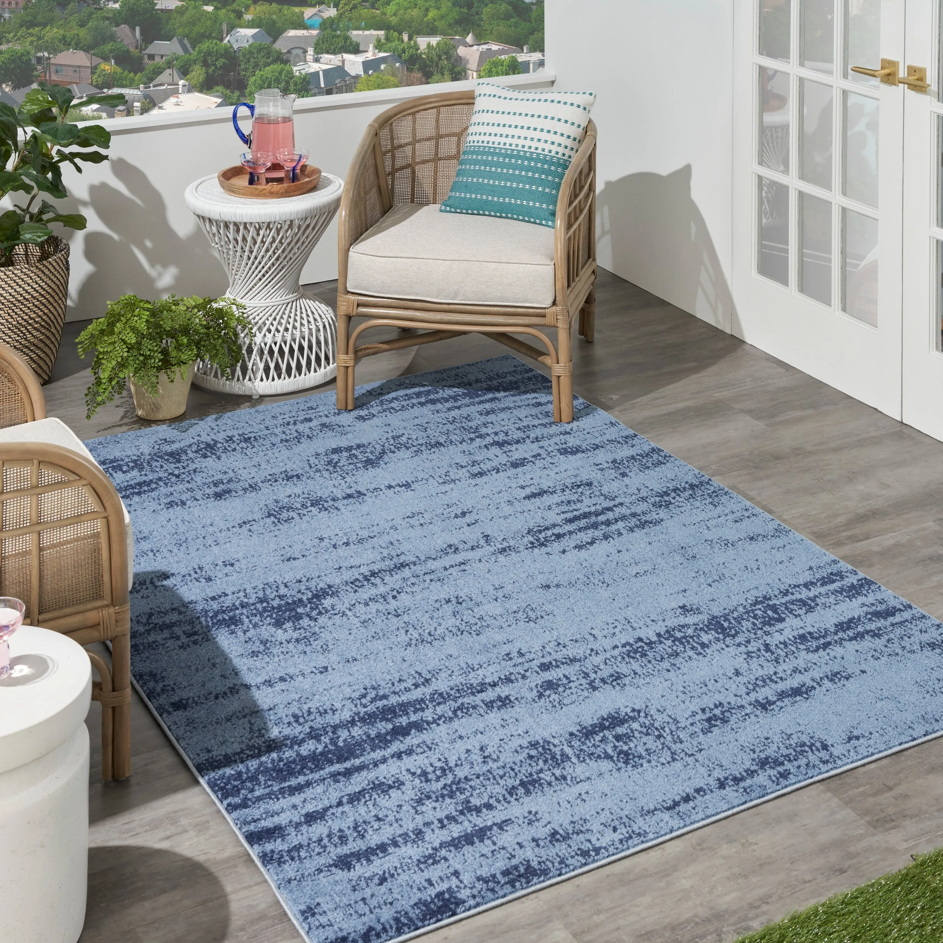 Nourison Sandy Indoor/Outdoor Abstract Area Rug