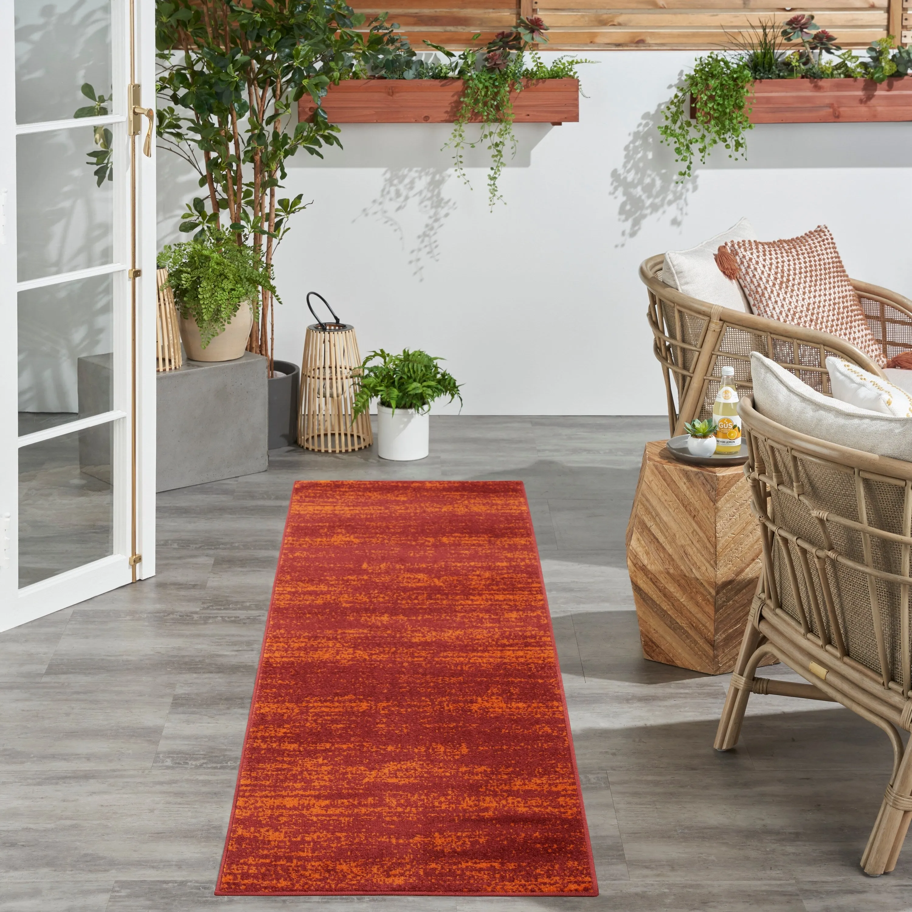 Nourison Sandy Indoor/Outdoor Abstract Area Rug