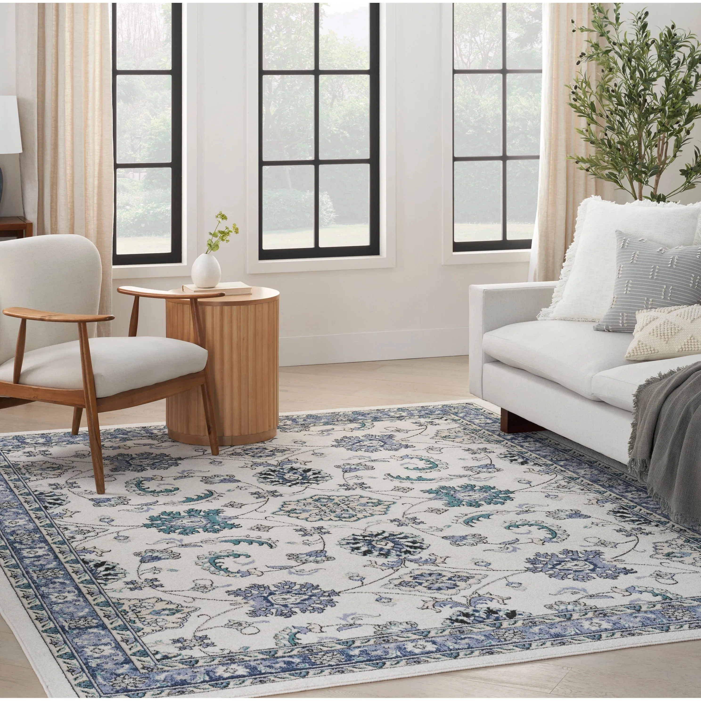 Nourison Sandy Indoor/Outdoor Persian Area Rug