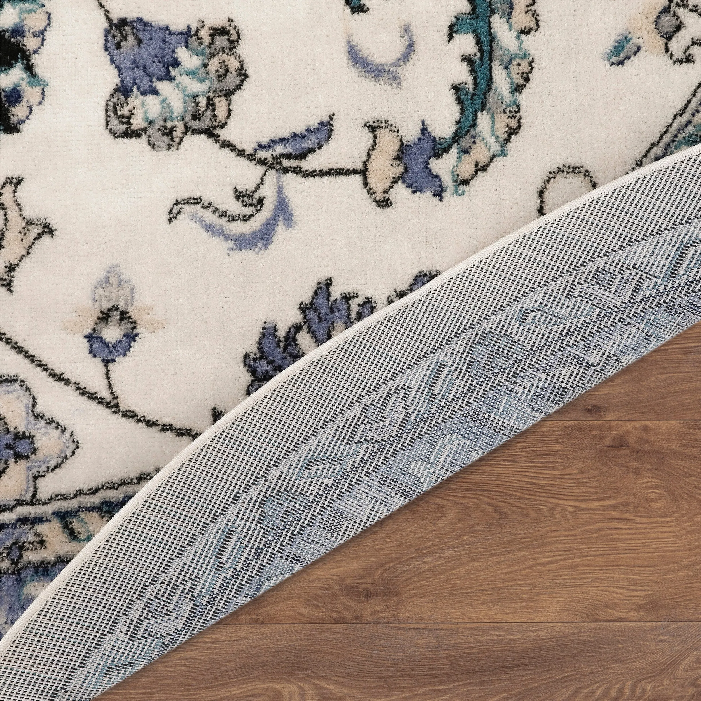 Nourison Sandy Indoor/Outdoor Persian Area Rug