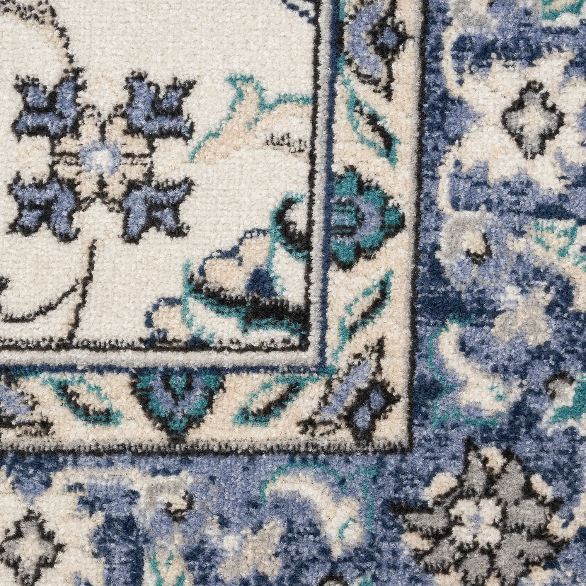Nourison Sandy Indoor/Outdoor Persian Area Rug