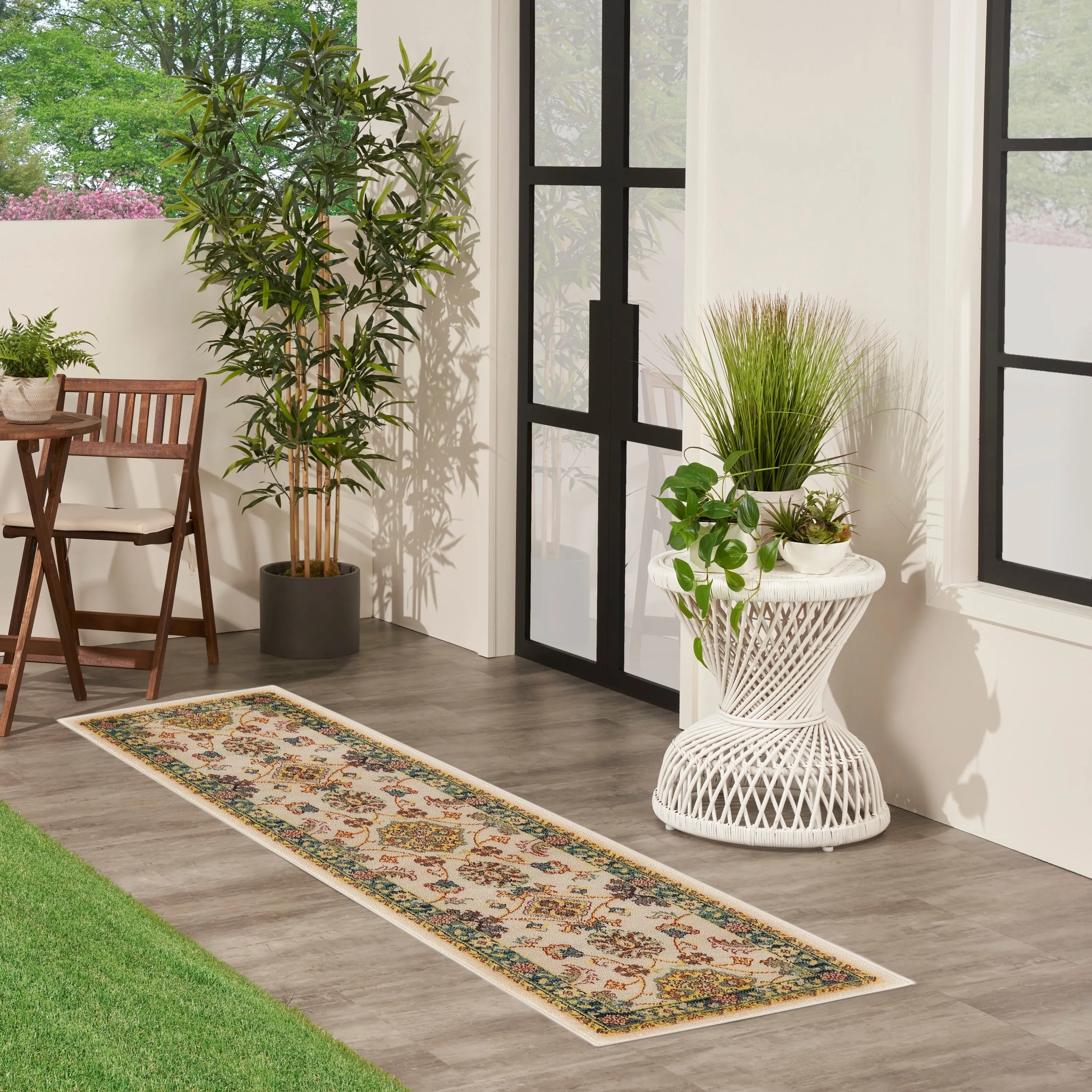 Nourison Sandy Indoor/Outdoor Persian Area Rug