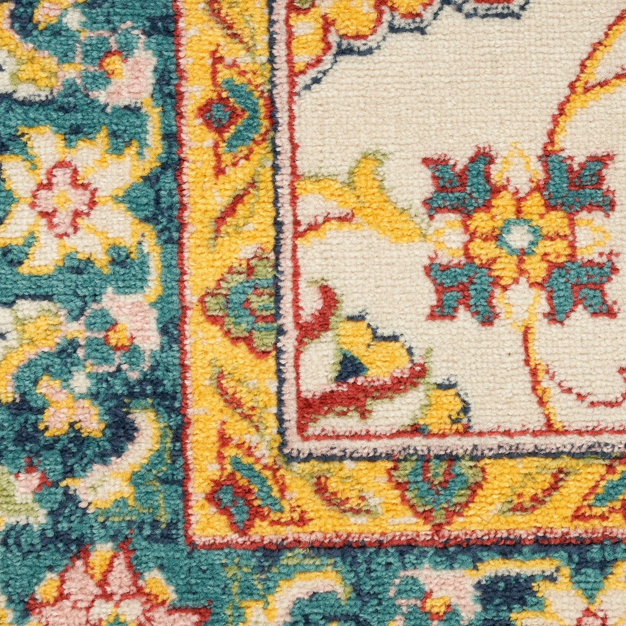 Nourison Sandy Indoor/Outdoor Persian Area Rug