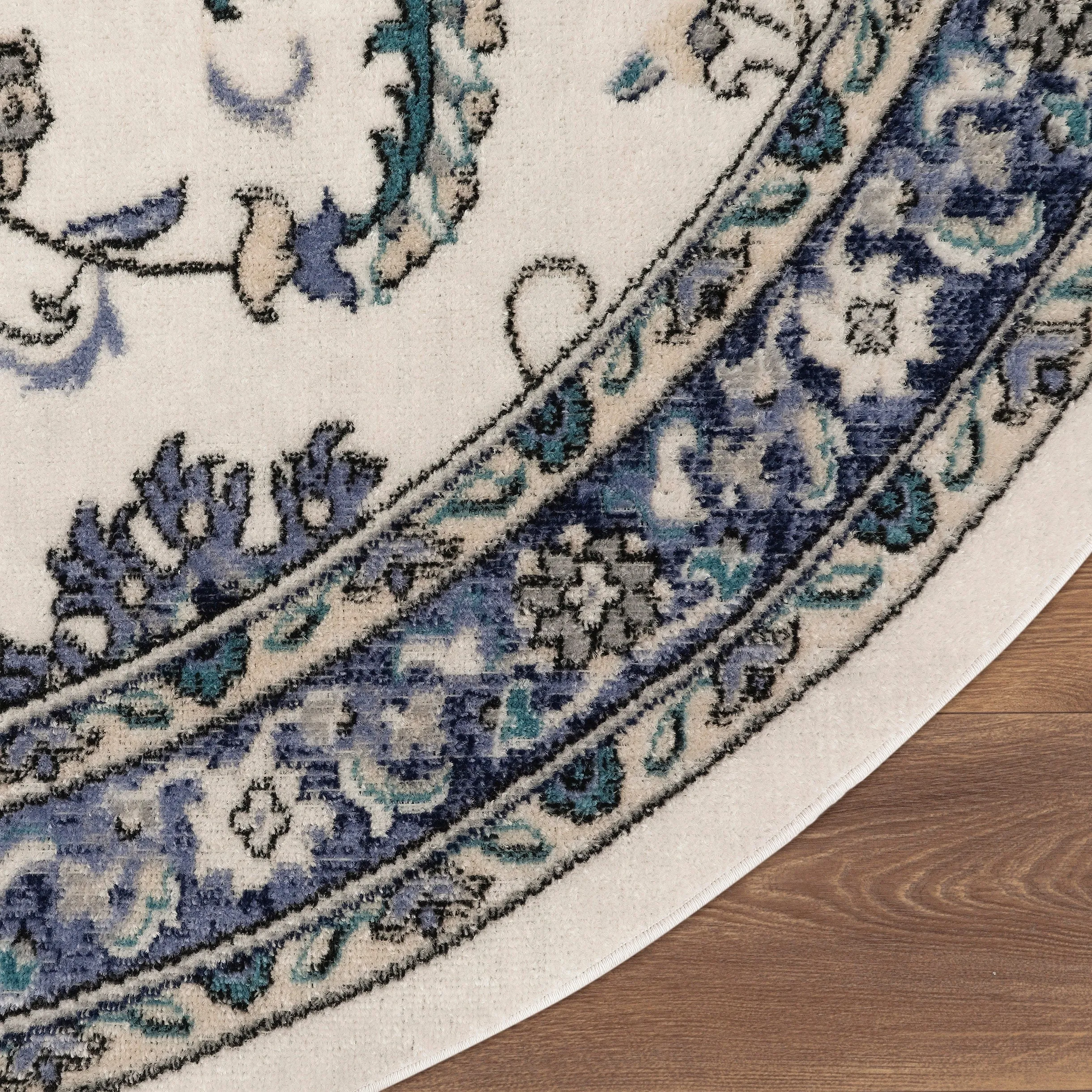 Nourison Sandy Indoor/Outdoor Persian Area Rug