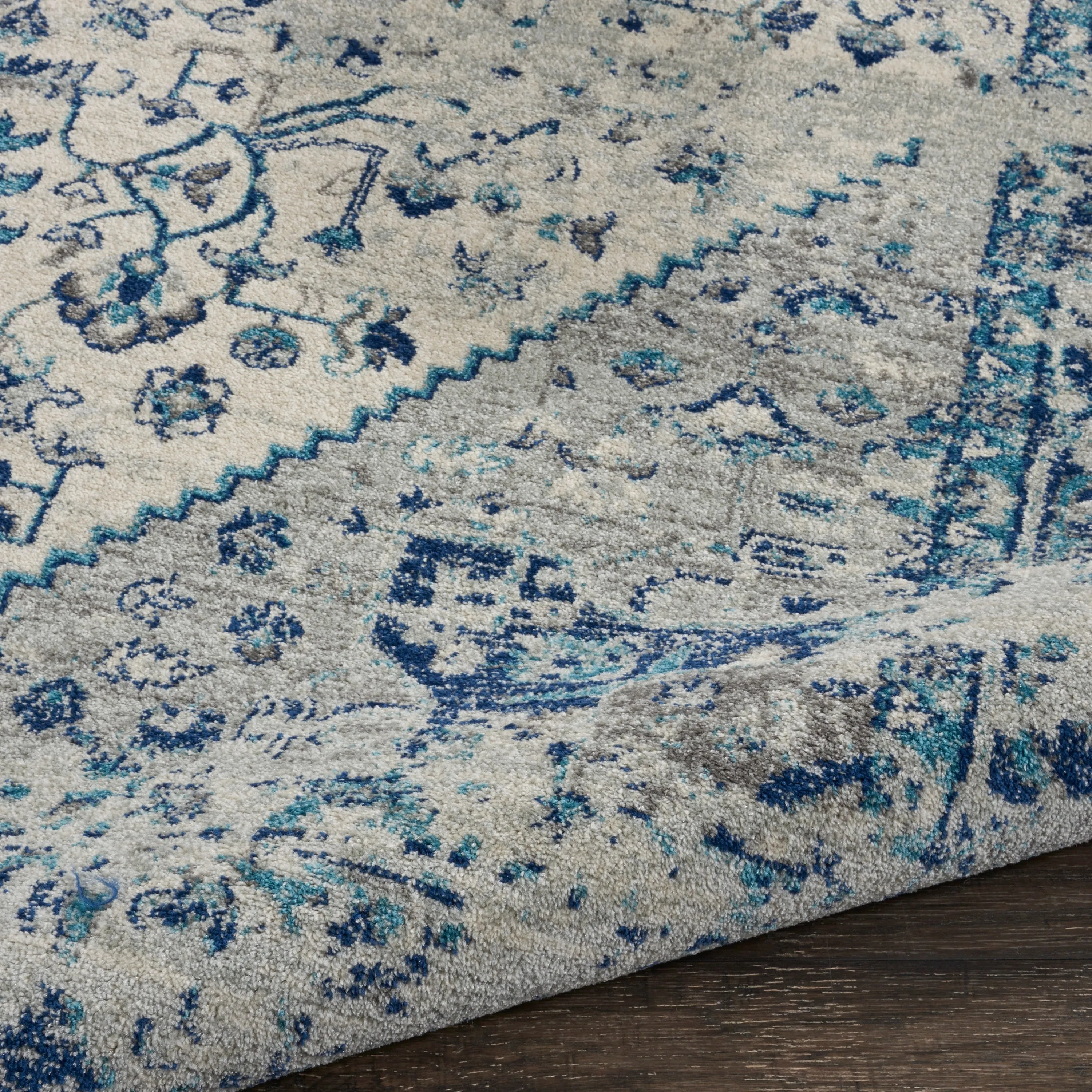Nourison Tranquil Traditional Persian Medallion Area Rug